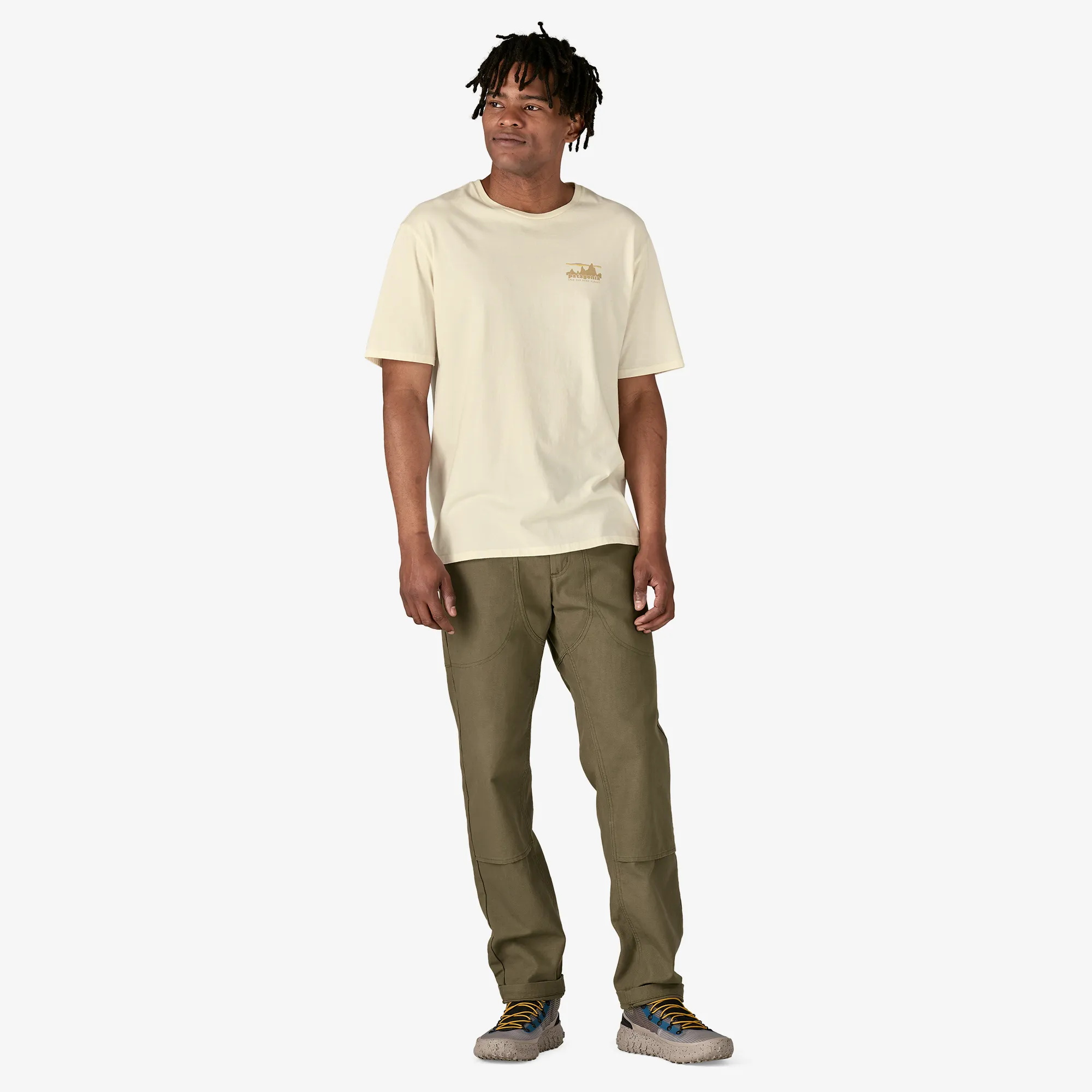 Model Glow Relaxed Cut Men's '73 Skyline Organic T-Shirt