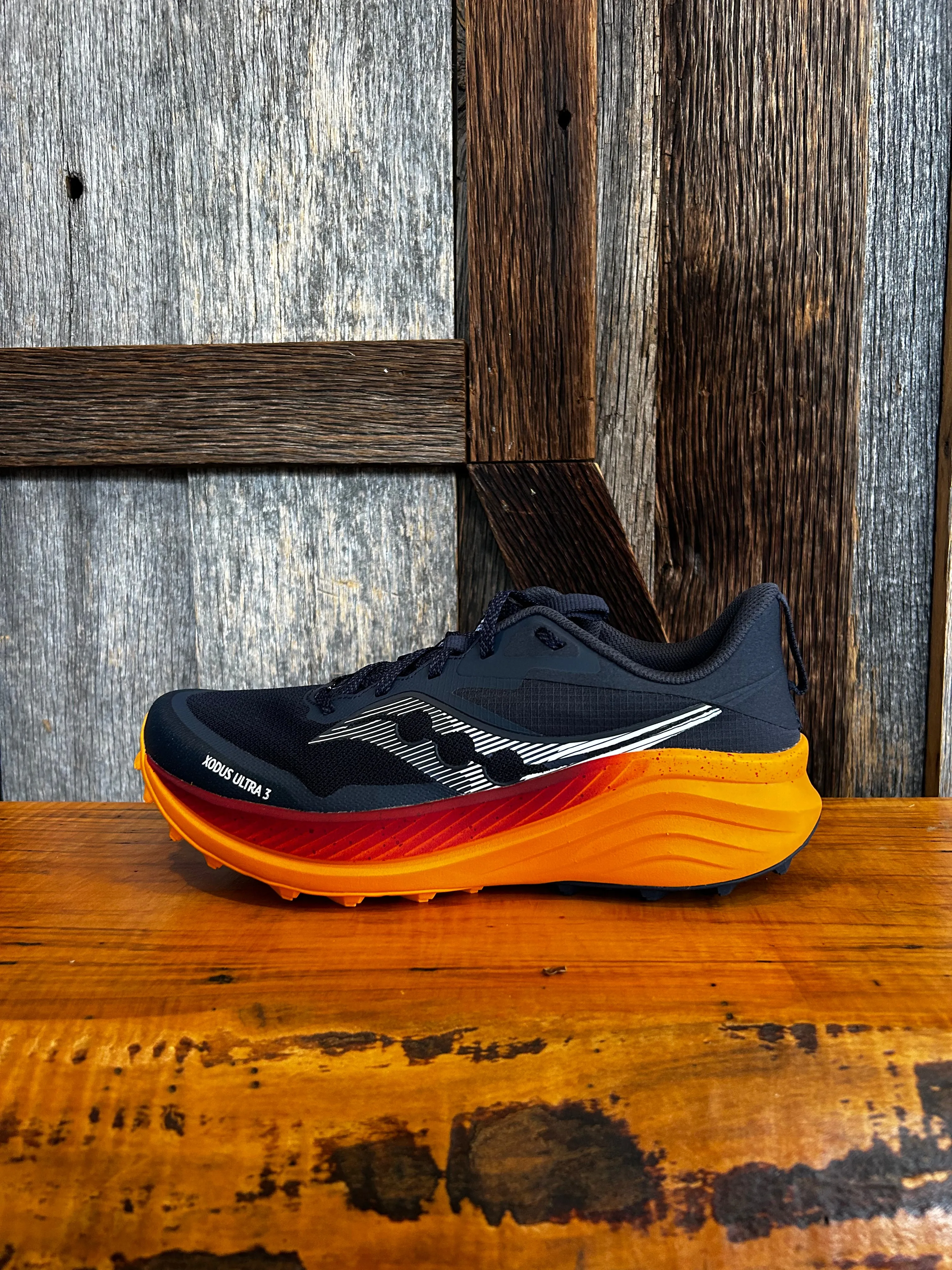 technical terrain sneakers Impact Dispersing Foam M Saucony Xodus Ultra 3