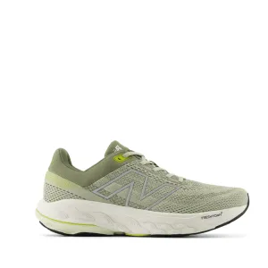 New Balance Men's 860 v14 in Olivine AW24 pronation - control shoes