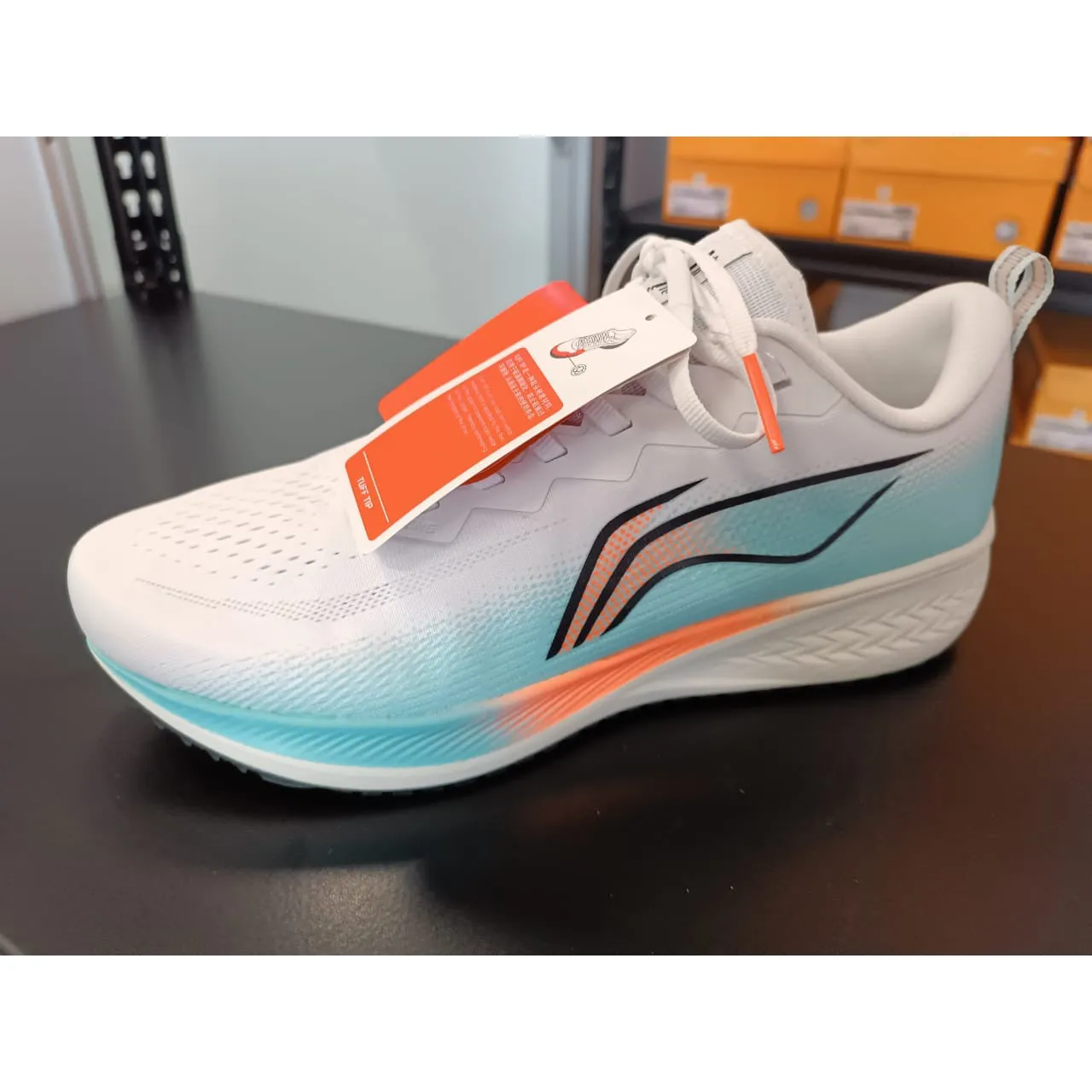 Li-Ning Men's Red Hare 6 White / Island Paradise (ARMT015-5) wide-fit shoes