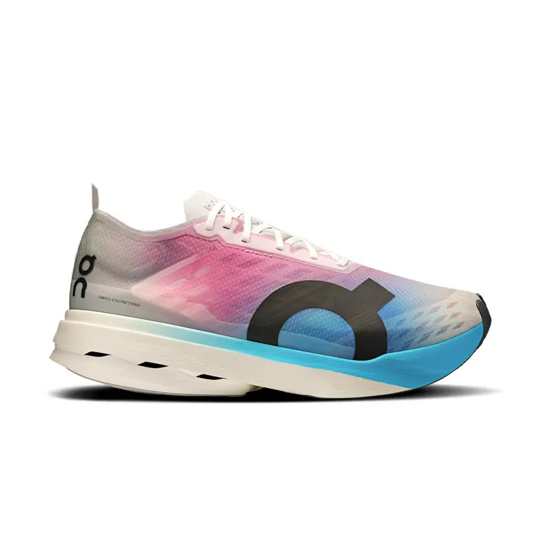 On Cloudboom Strike - Mens compatible Quick Dry Inner Lining