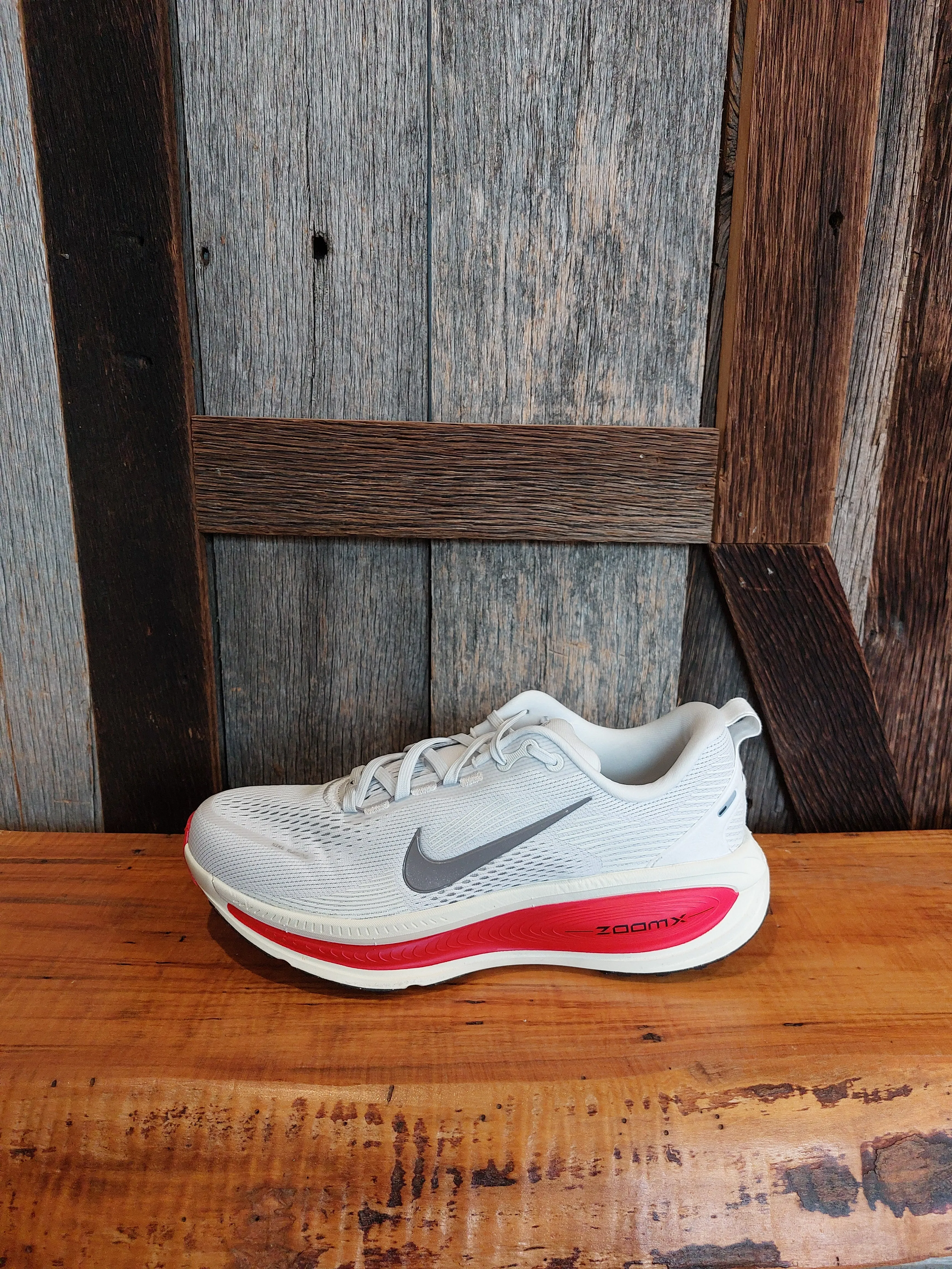 M Nike Vomero 18 Pressure Dispersion Grid ankle - support