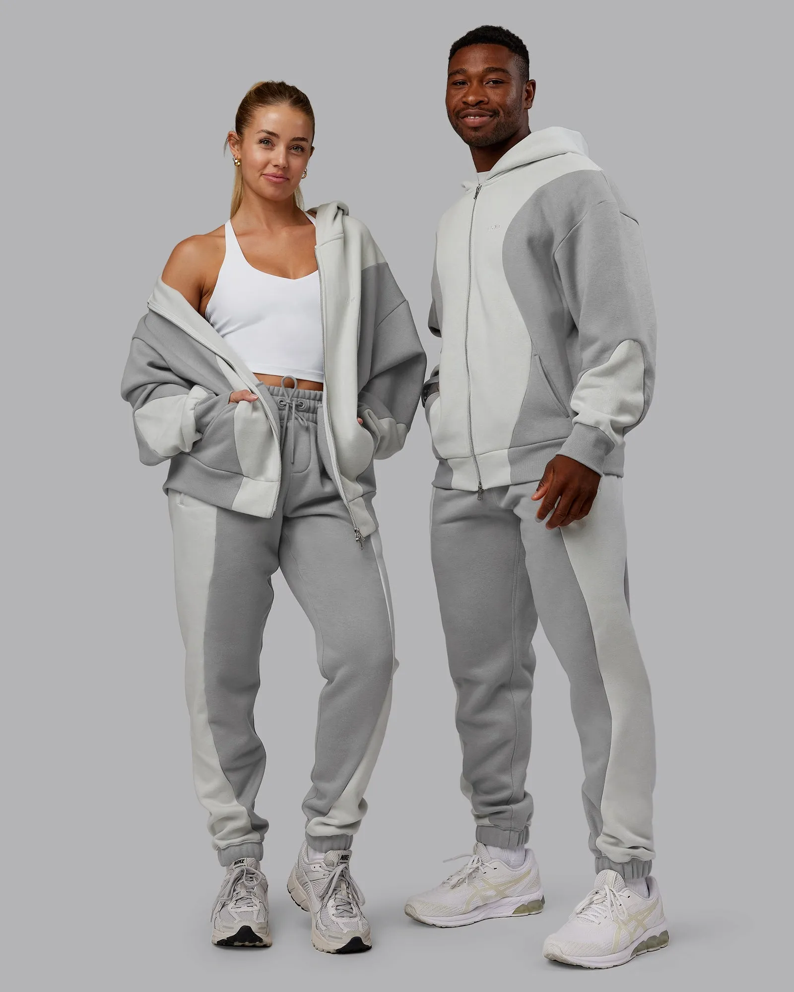 Stream Panel Jogger - Circular Grey-Digital Mist Ultra Soft Lining Training Performance Fit