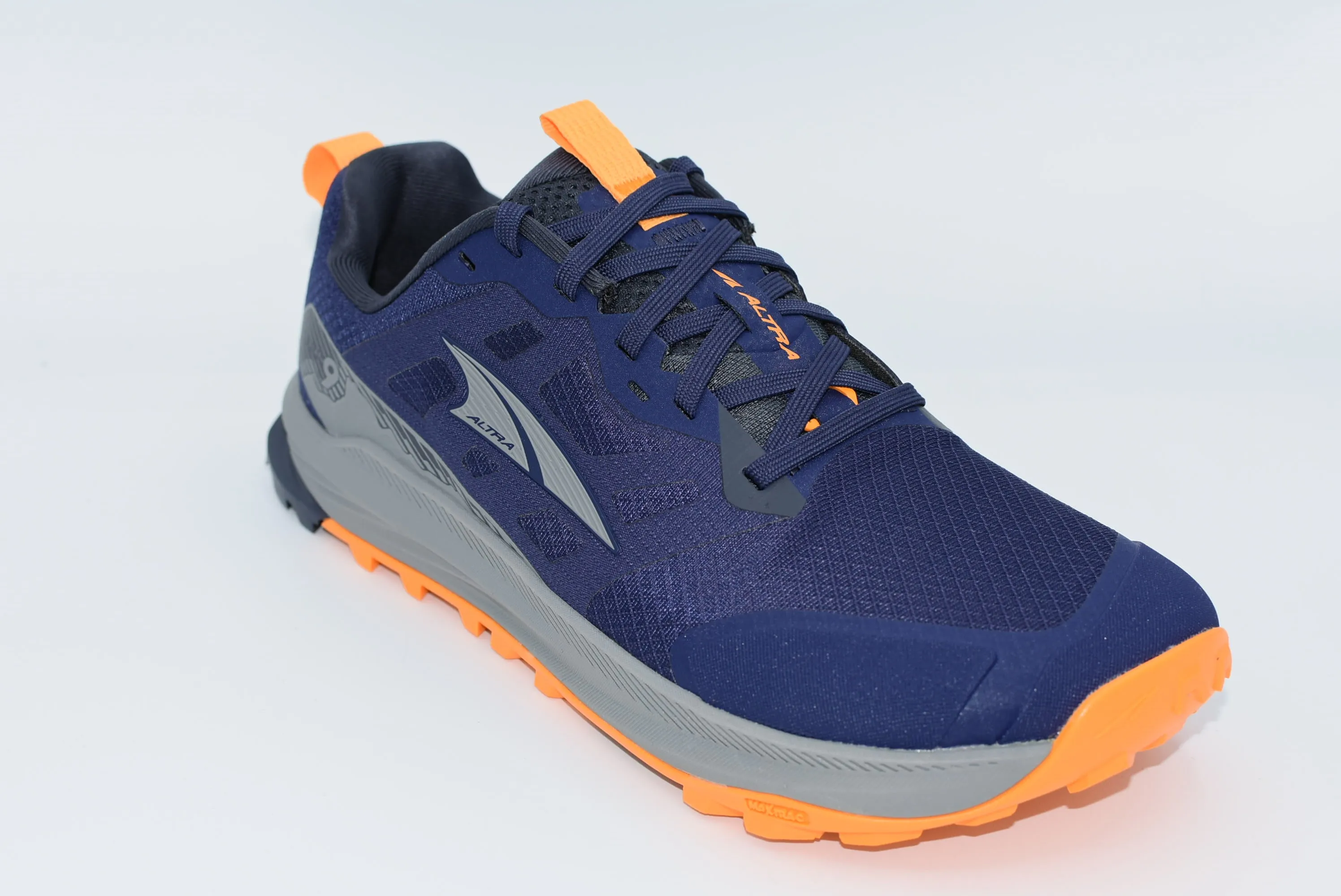 Altra Lone Peak 9 Men forest trail shoes