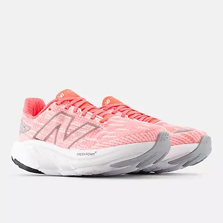 mid - top style New Balance Fresh Foam X Balos v1 - Mens
