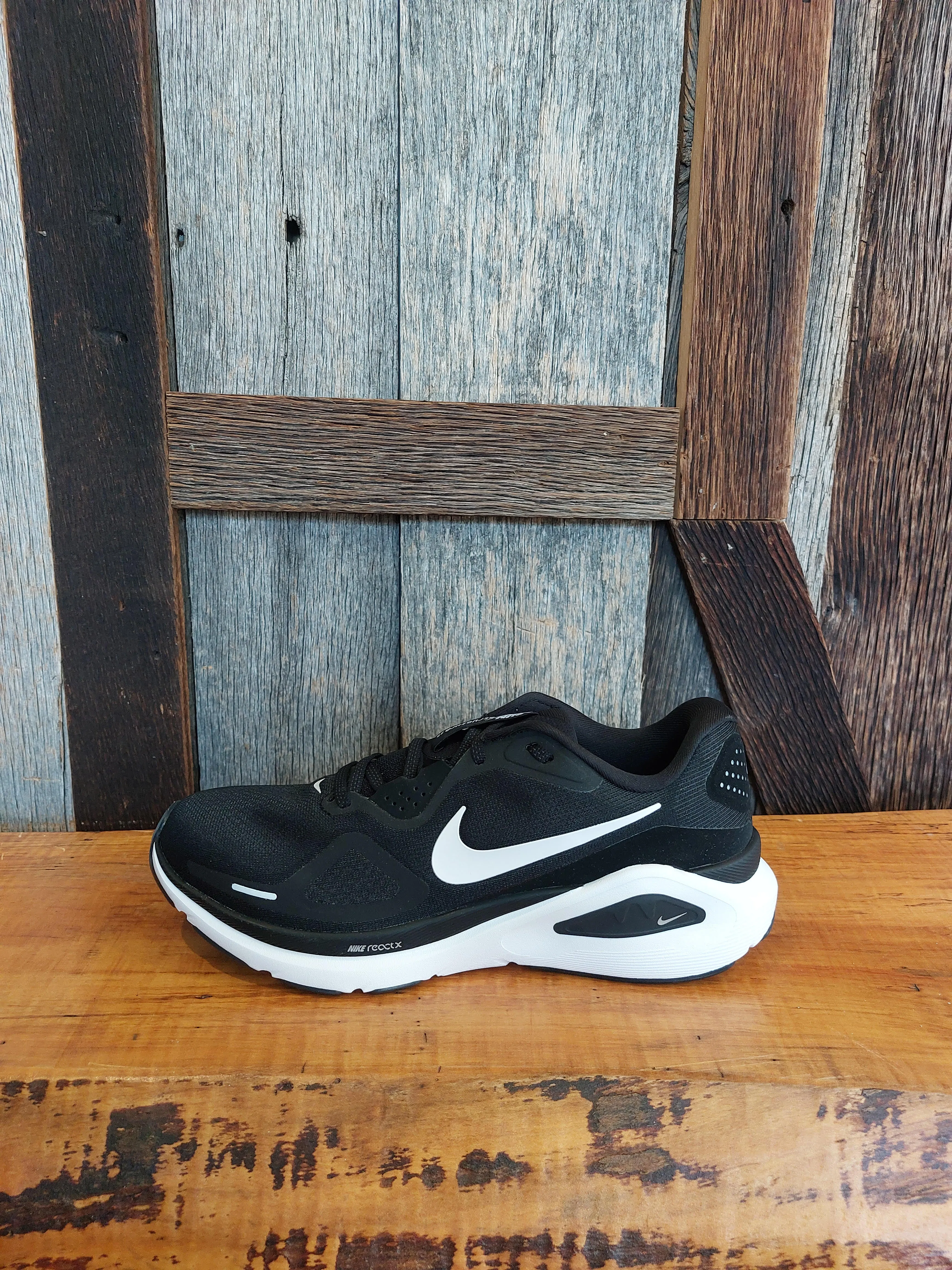 M Nike Structure 26 premium - quality - luxury shoes spiritual - event running option