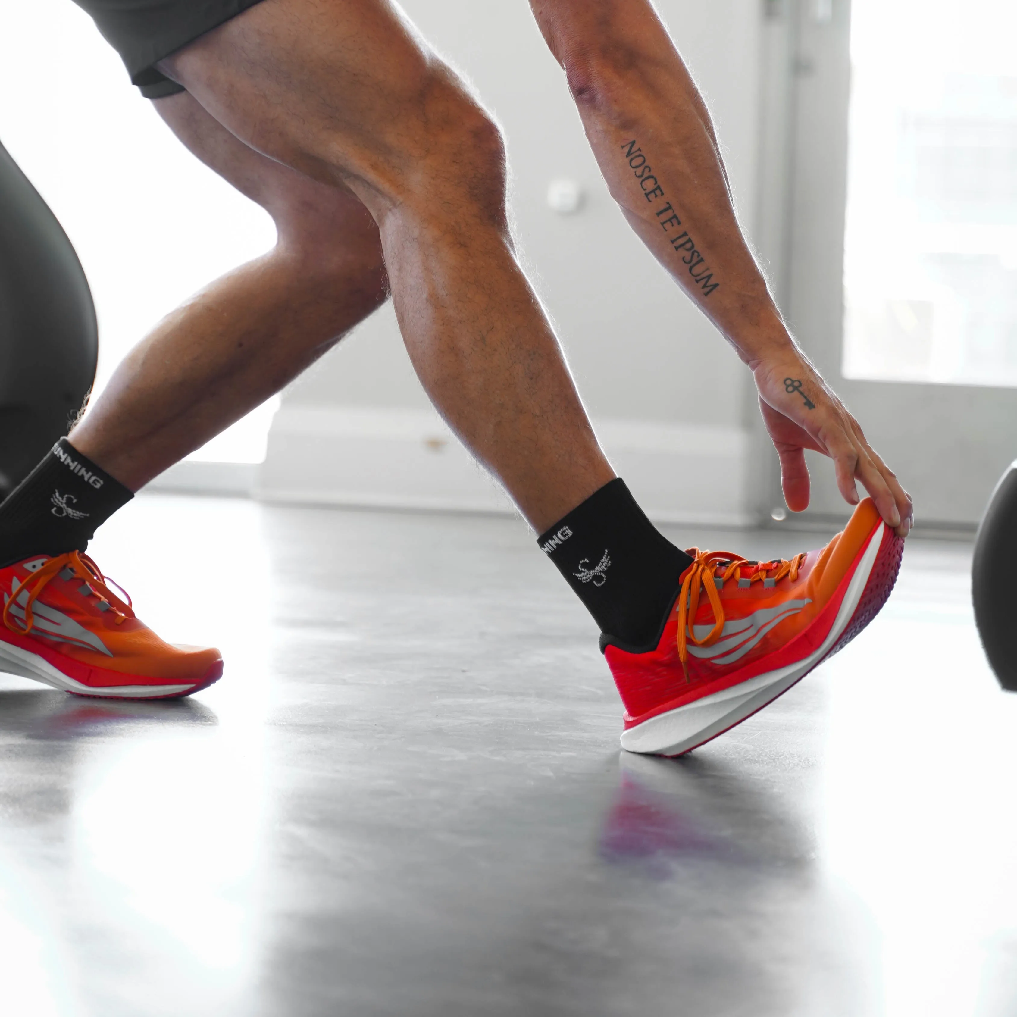 athletes' choice App - compatible HORUS Orange Men Running Shoe