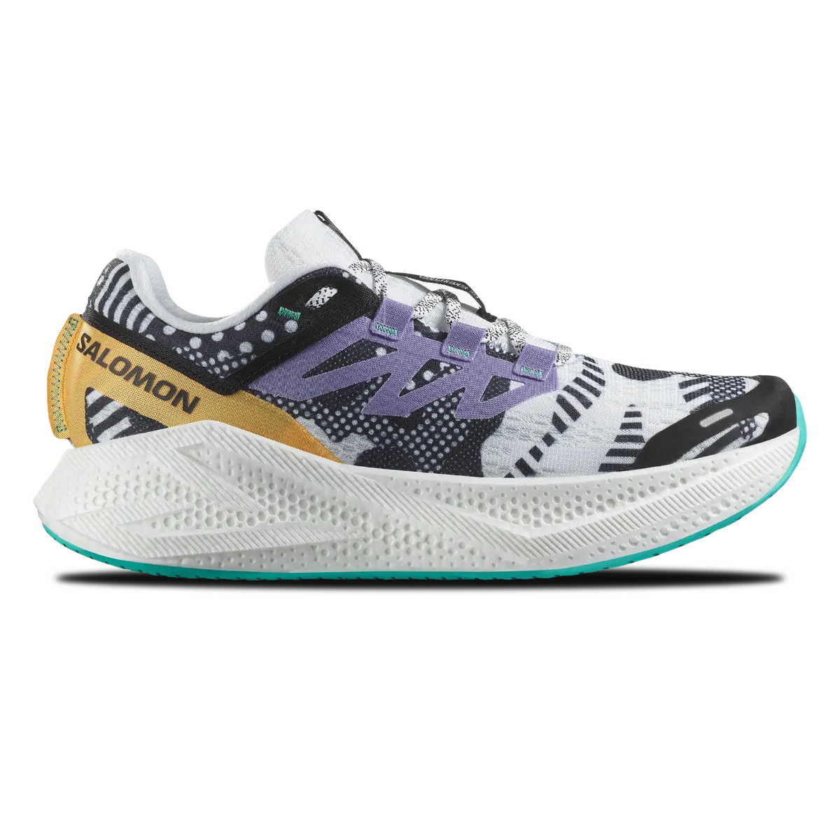 Aero Glide 3 running in sloped tracks shoes Shock-absorbing feature