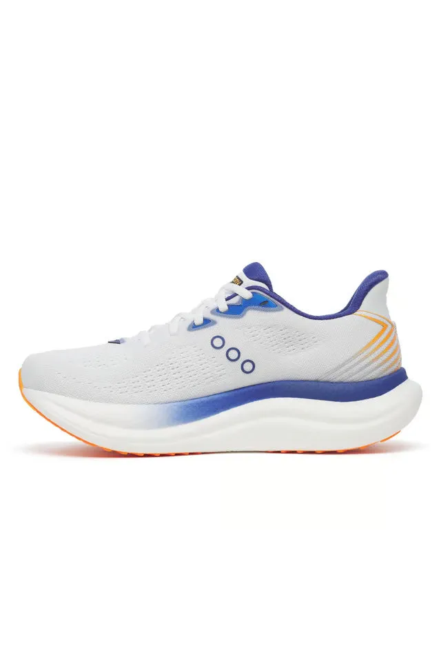 Saucony Triumph 23 - Mens Reinforced toe box