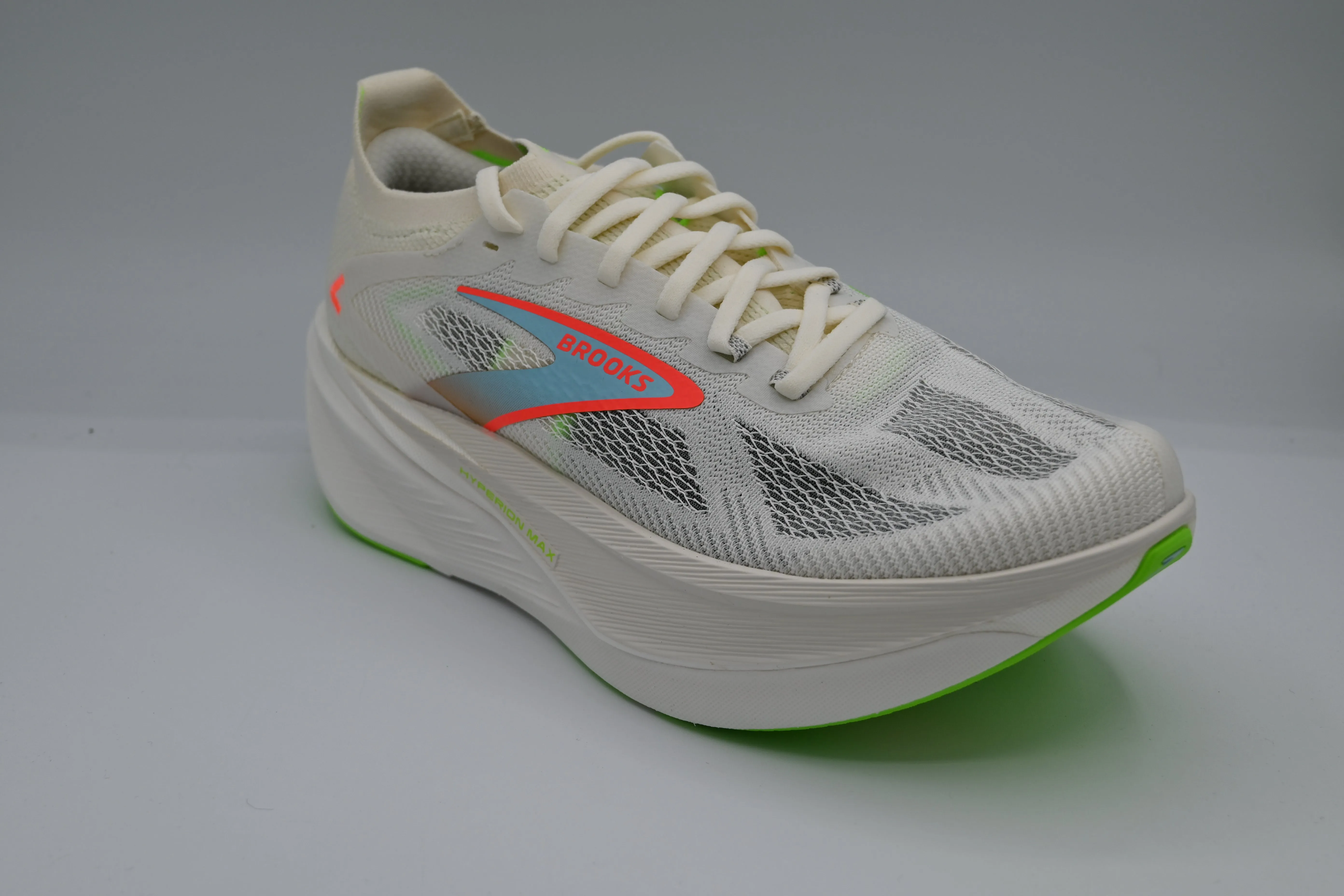 Brooks Hyperion Max 3 Men track - and - field shoe functionality