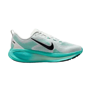 logo - embroidered shoes NIKE MEN'S VOMERO 18