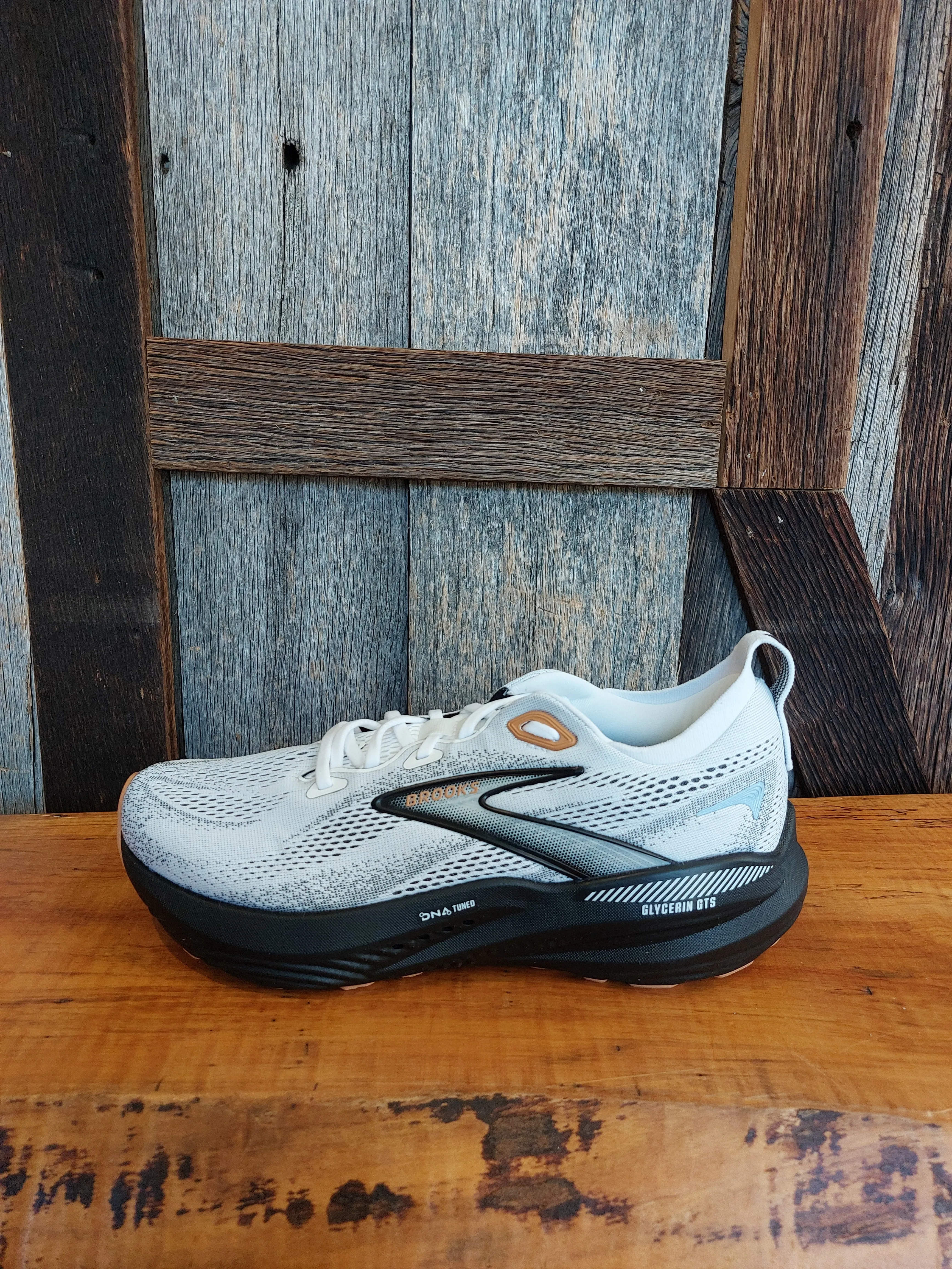 ShockAbsorbingMidsole M Brooks Glycerin GTS 22