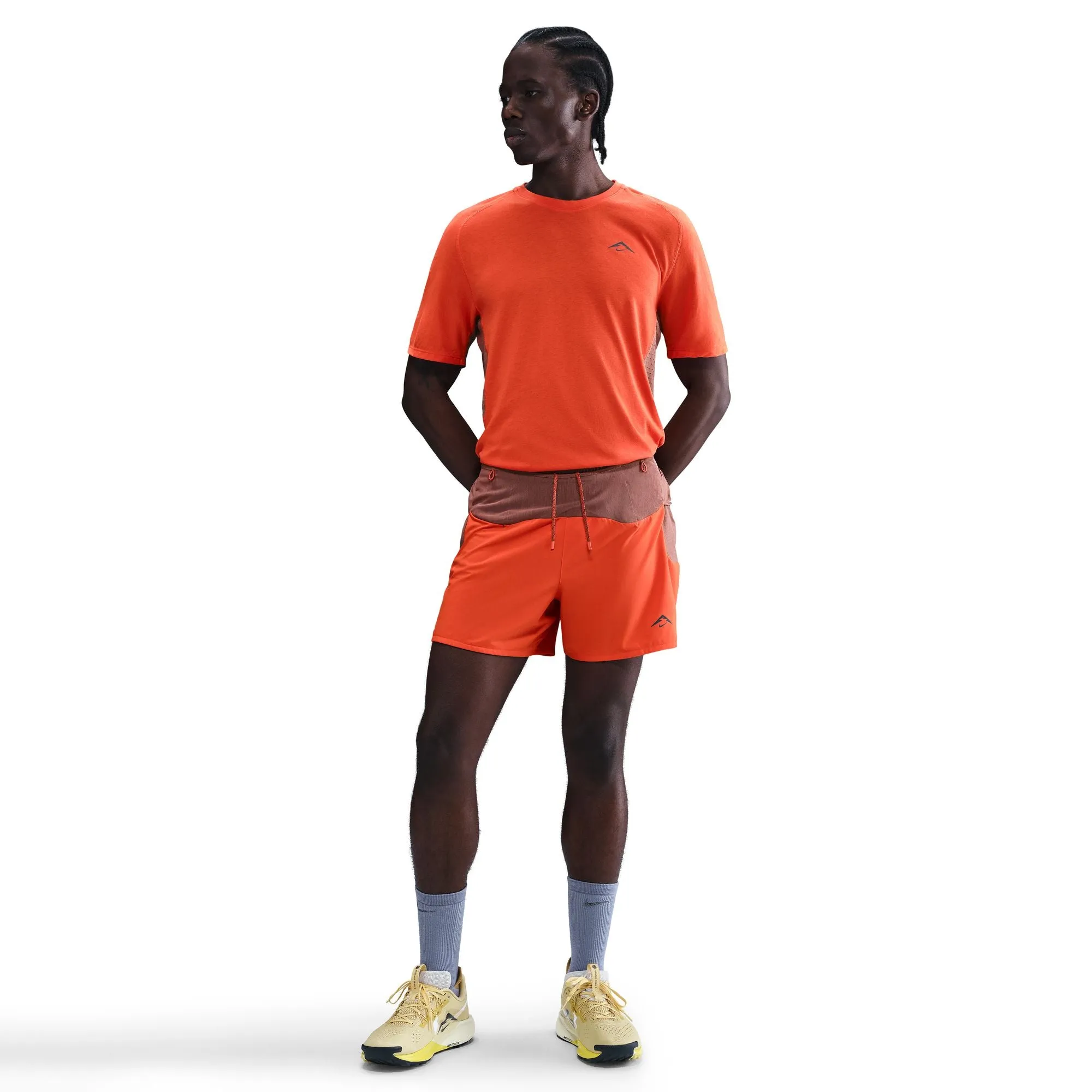 Men's Solar Chase Dri-FIT ADV Short-Sleeve Running Top (633 - Picante Red/Black) SoftTouchFinish