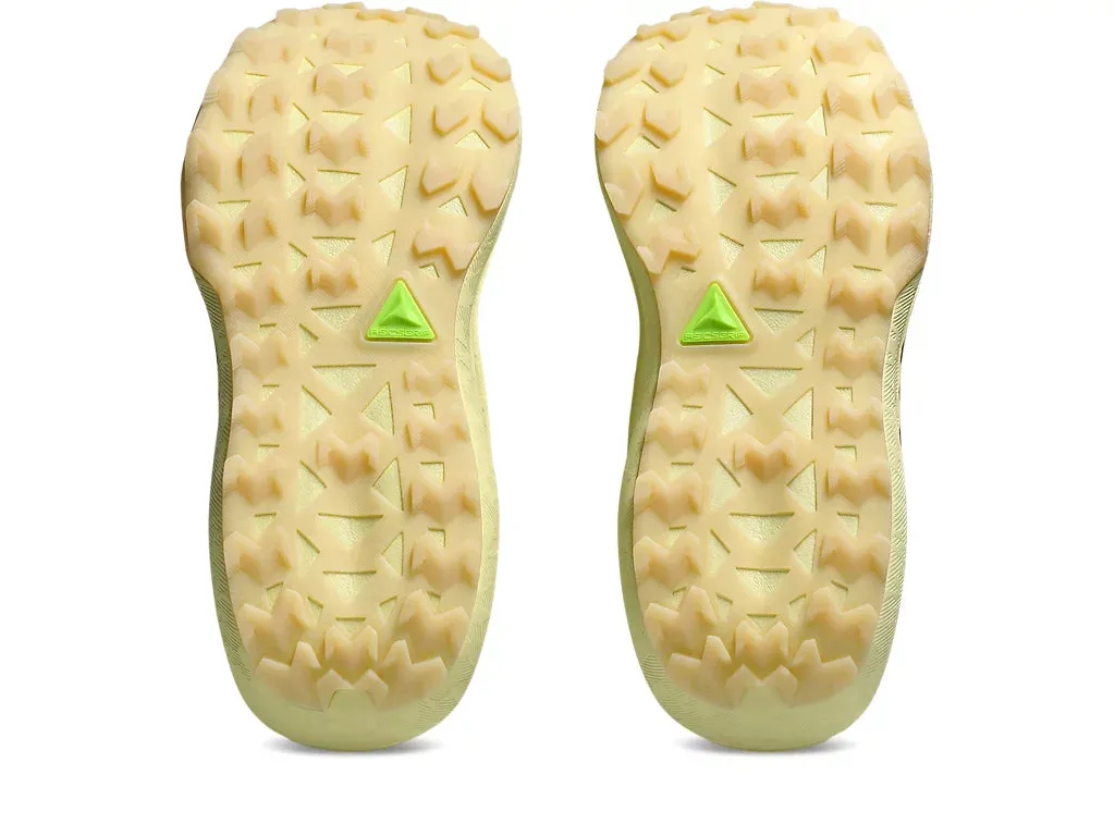 durable waterproof shoes running with a durable outsole Asics Trabuco Max 4 - Mens