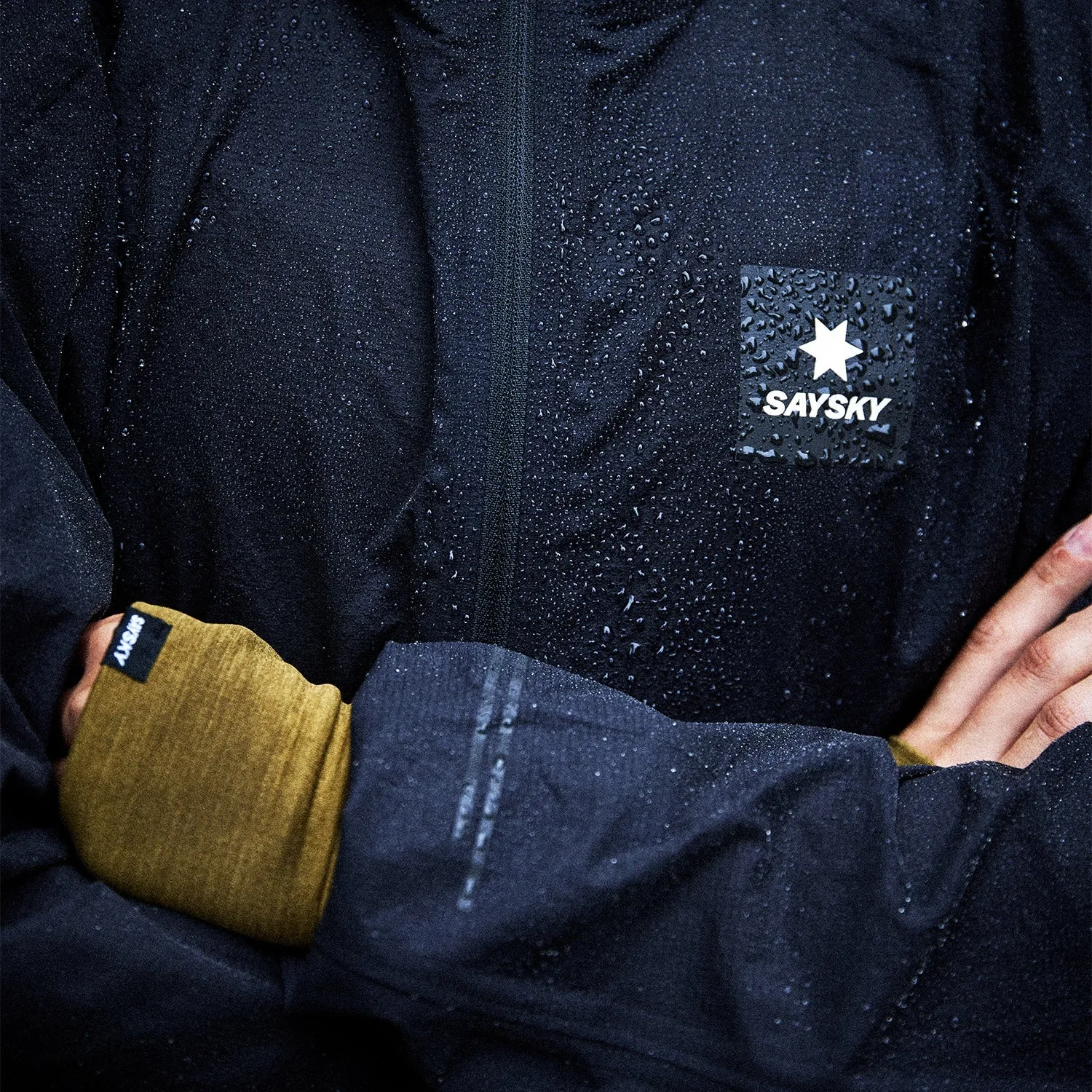 Chill Layer SAYSKY Flow 2.5L Waterproof Jacket Black