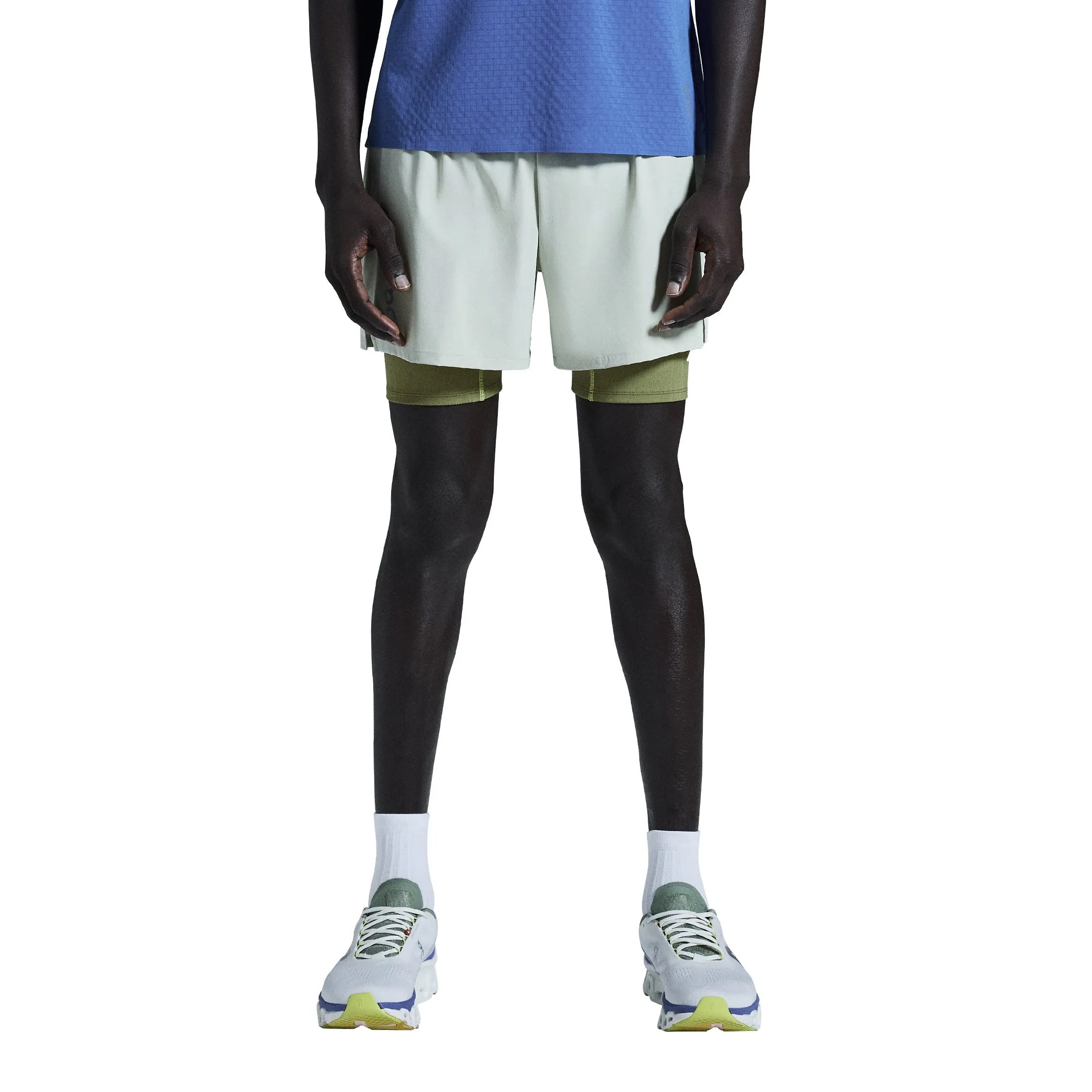 Comfortable Waistband On Men's Pace Shorts DISTANCE Chalk