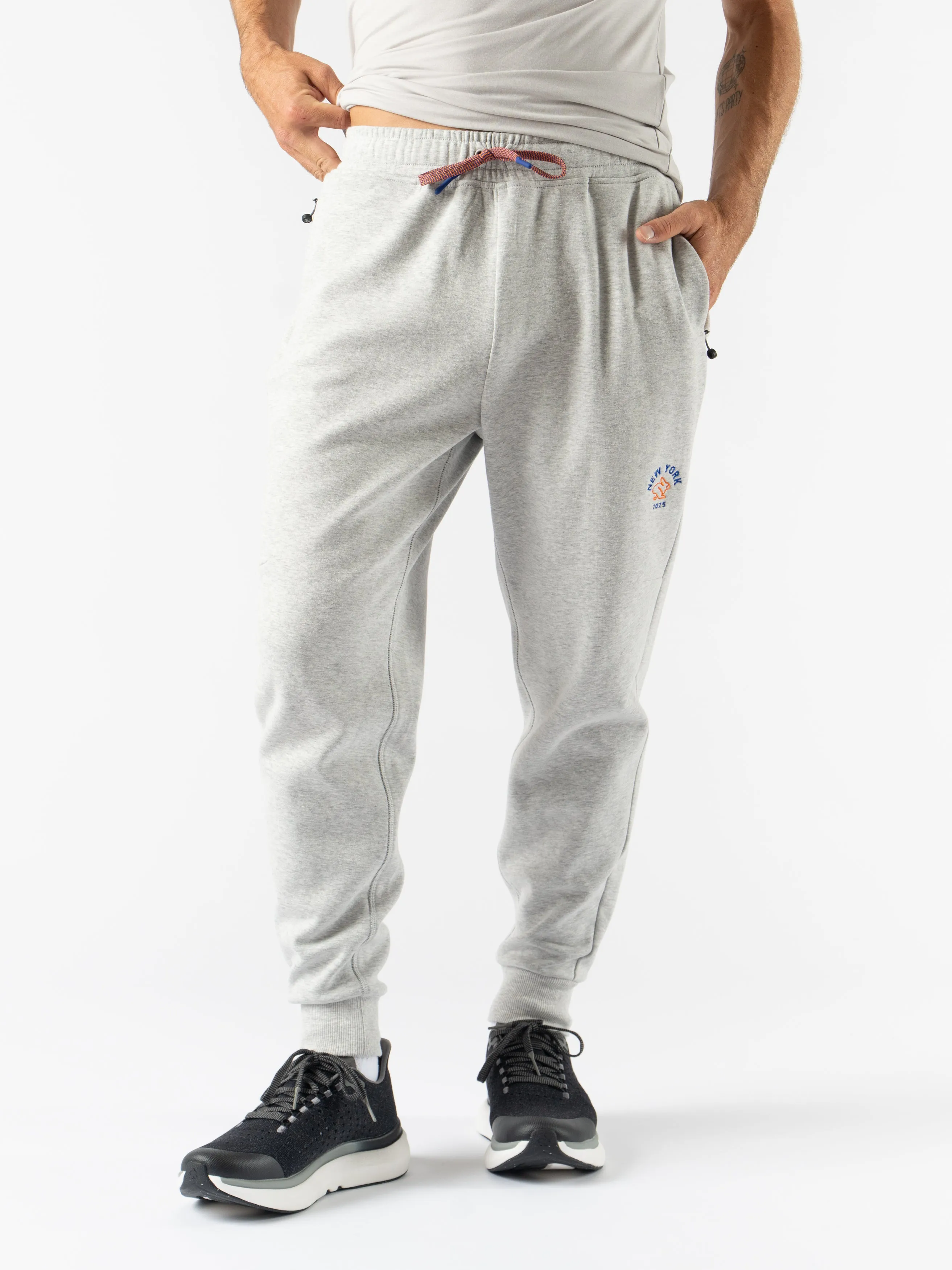 Sweat Resistant Inner Lining Flexible Motion Men's Go-To Sweats | New York
