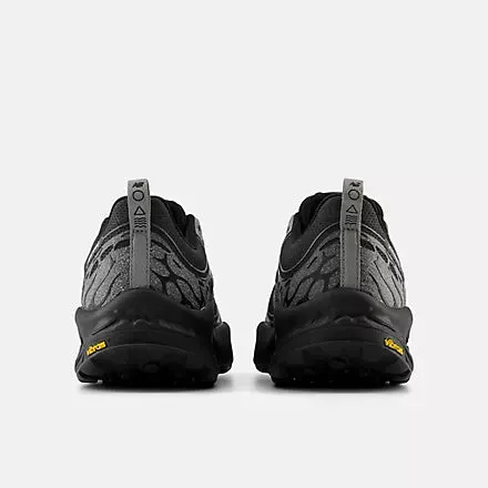 New Balance Hierro 8 2E Wide Mens rugged outdoor shoes Thermoregulating Liner