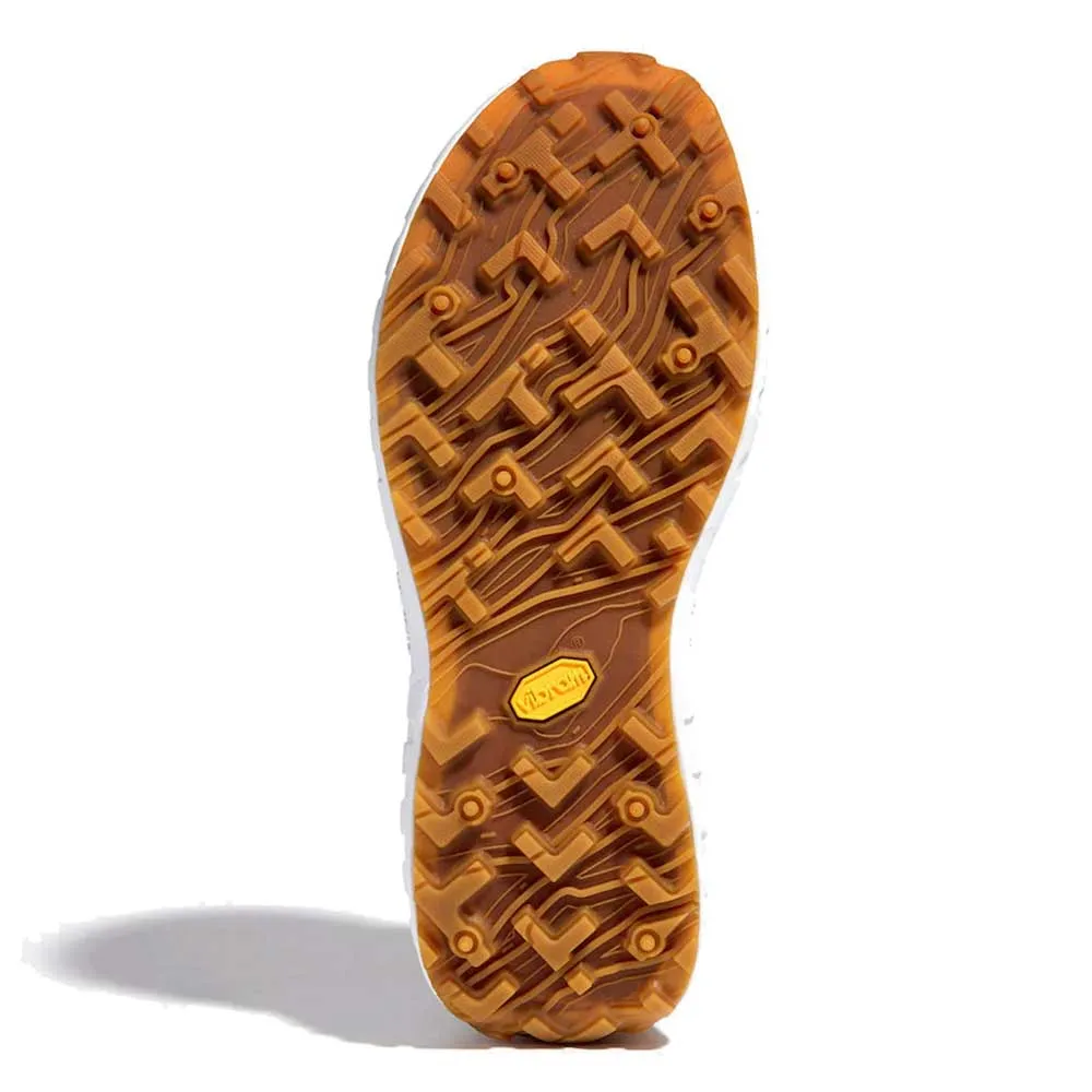 cold weather running shoes Men's 001 Running Shoe - White/Gum - Regular (D)