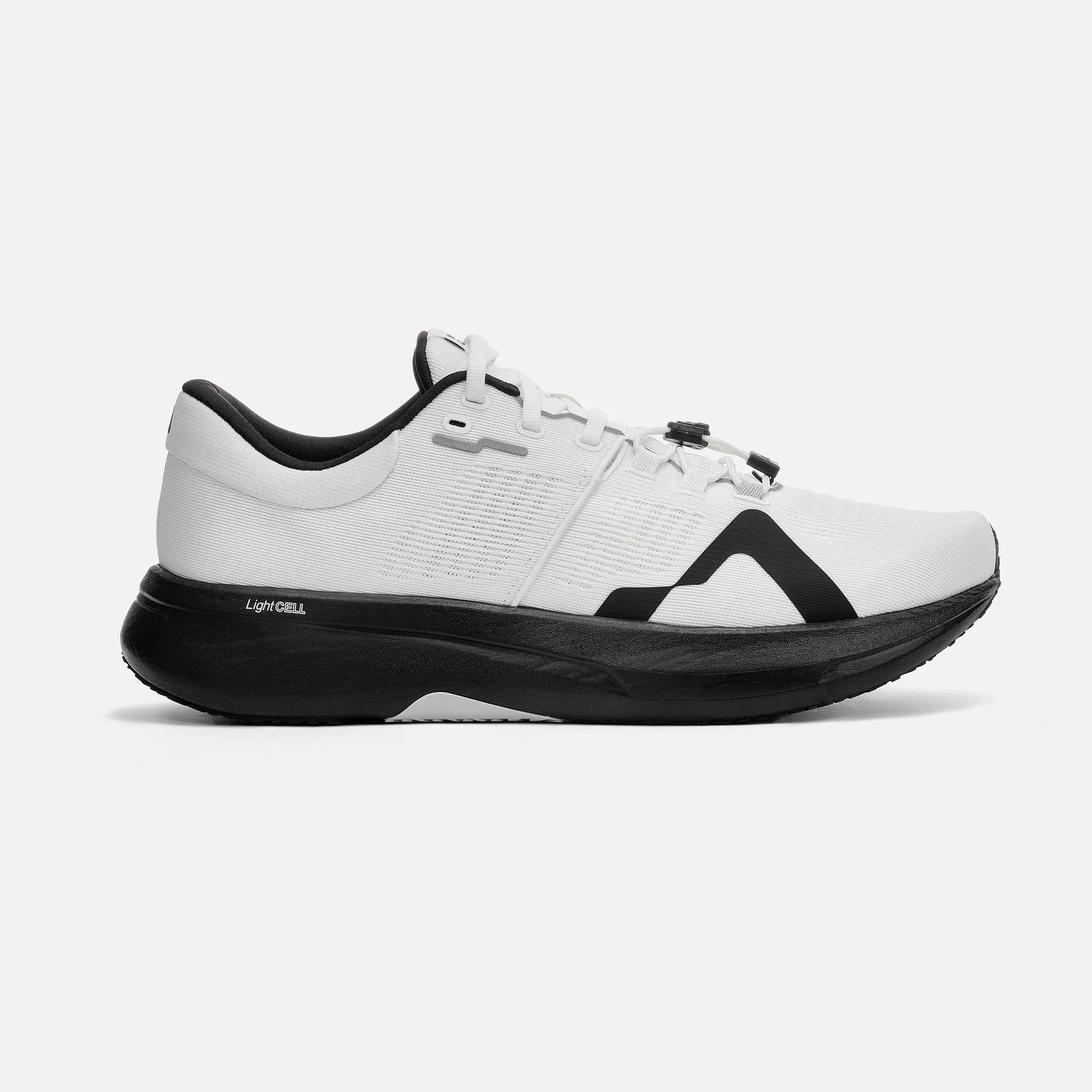 Flexible Outsole Construction Vertical Shock Diffuser Men's R1 (White/Black)