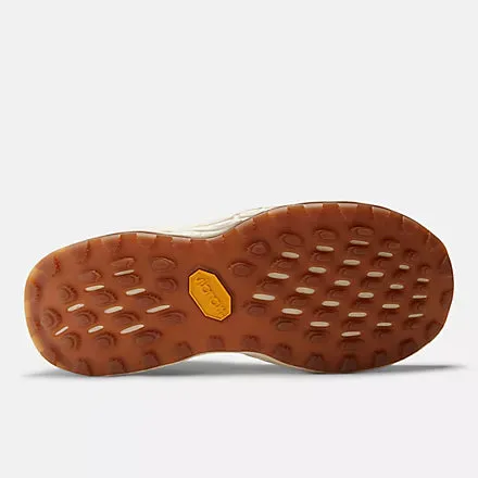 All Weather Adaptation Reflective Detailing New Balance Hierro 8 Mens