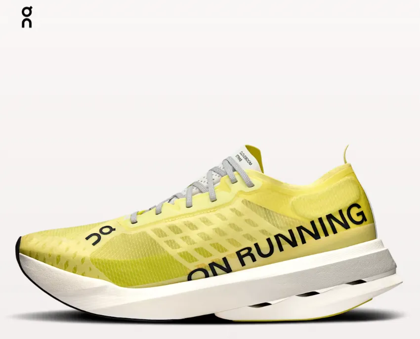 On Cloudboom Strike - Mens Heel Lock Technology Non Irritating Stitch Lines