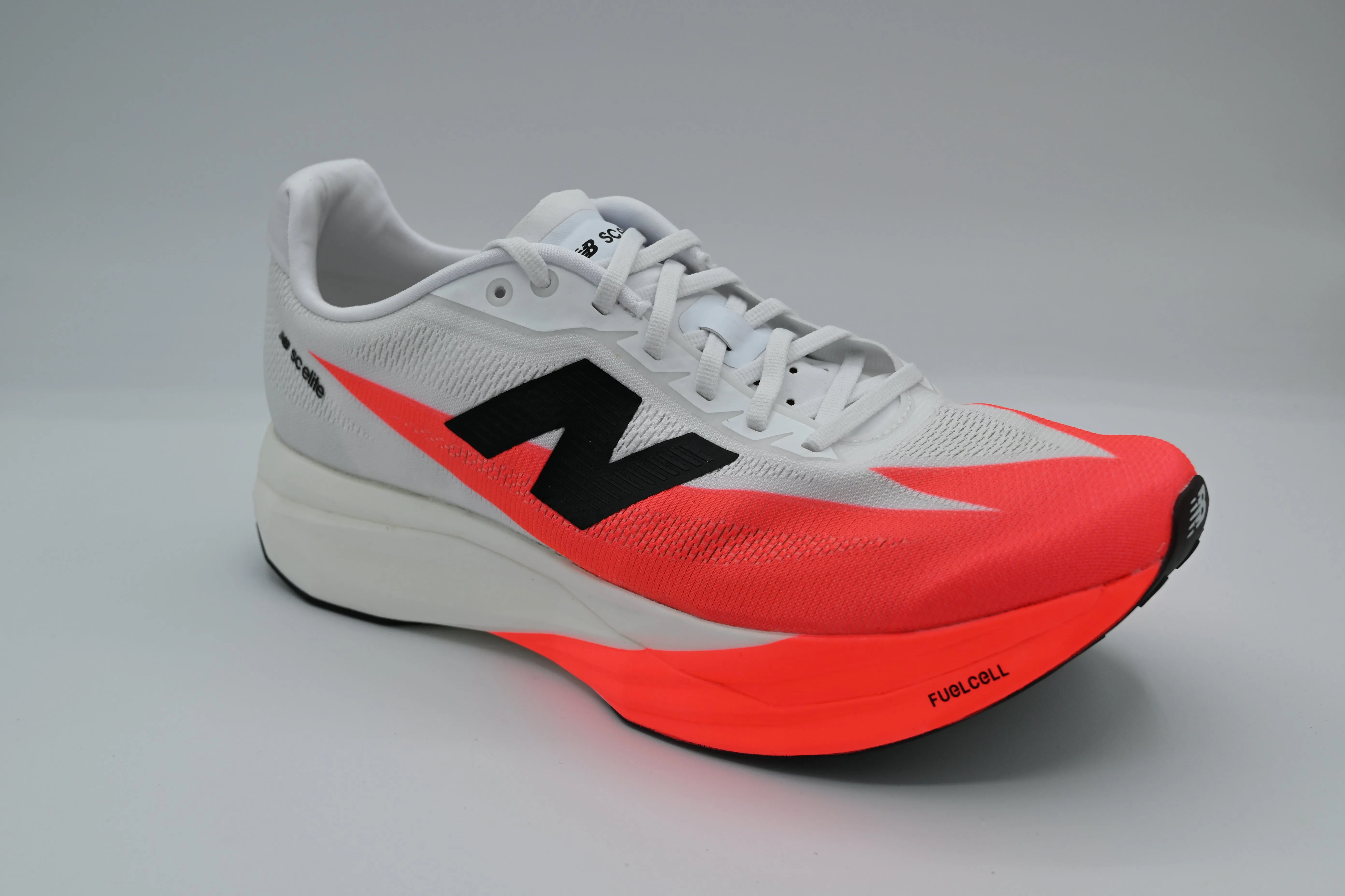 night - running safety New Balance FuelCell SuperComp Elite v5 Men