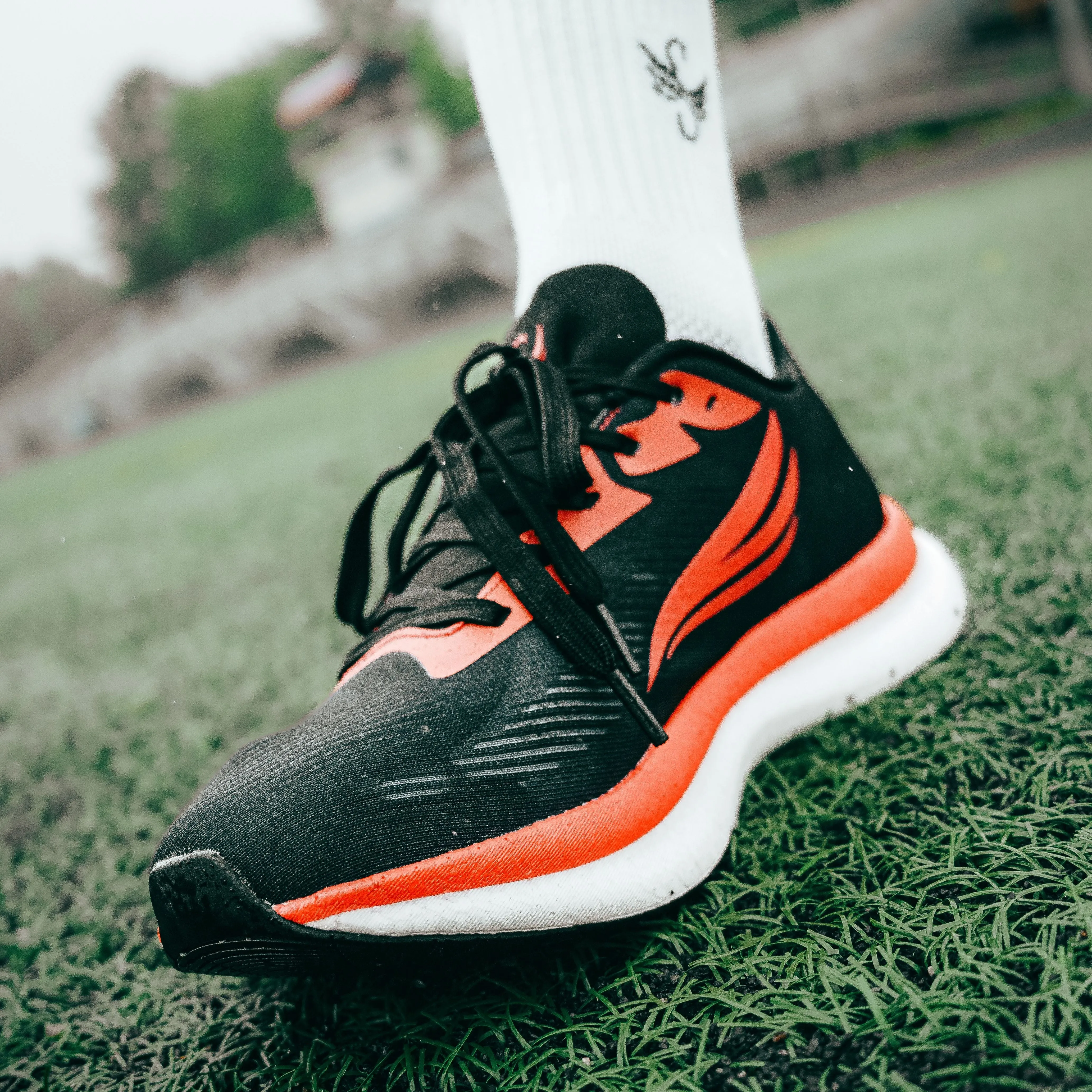 EQUUS Men Black Running Shoe hydration