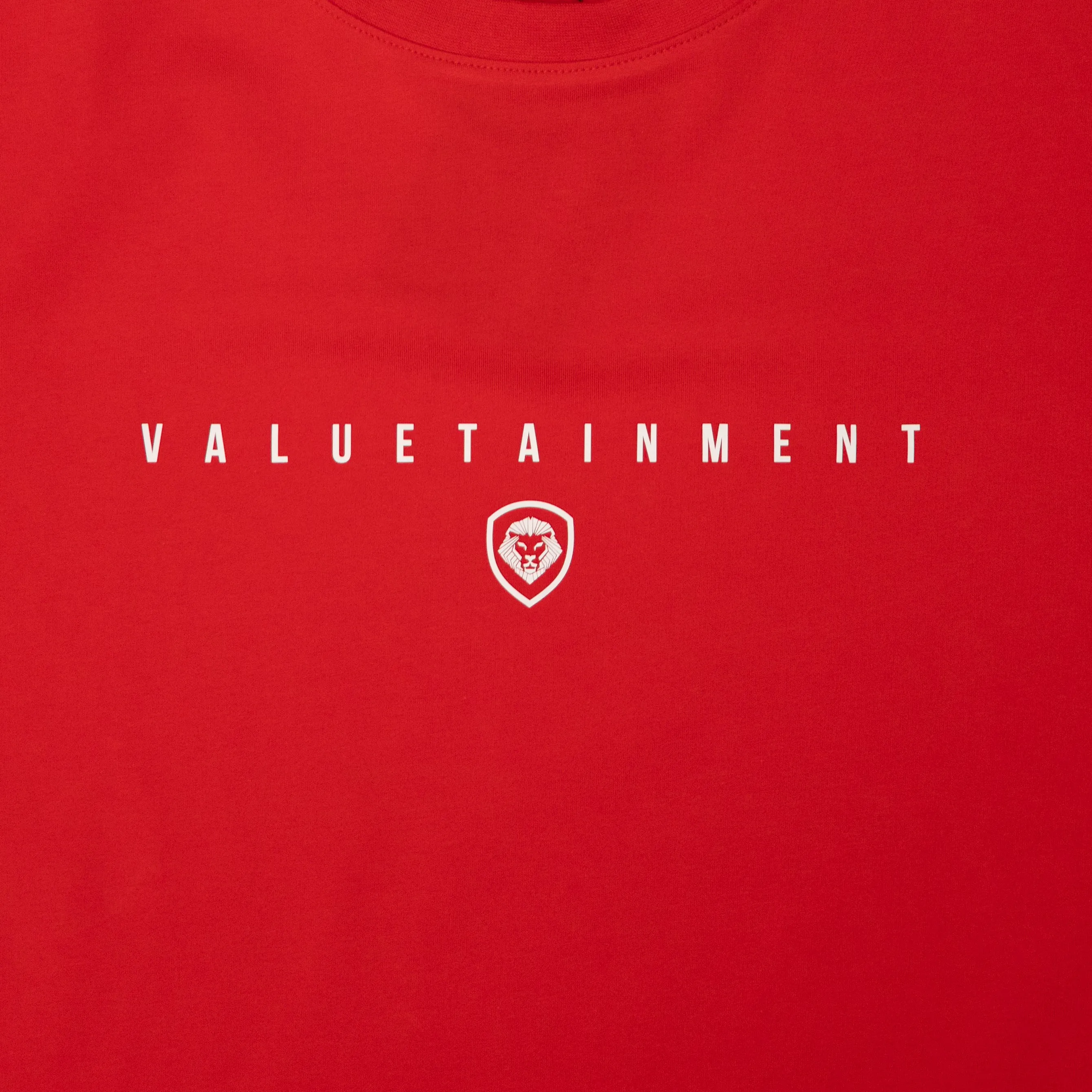 Valuetainment Premium Curved Hem Red Short Sleeve T-Shirt Versatile Layering Piece