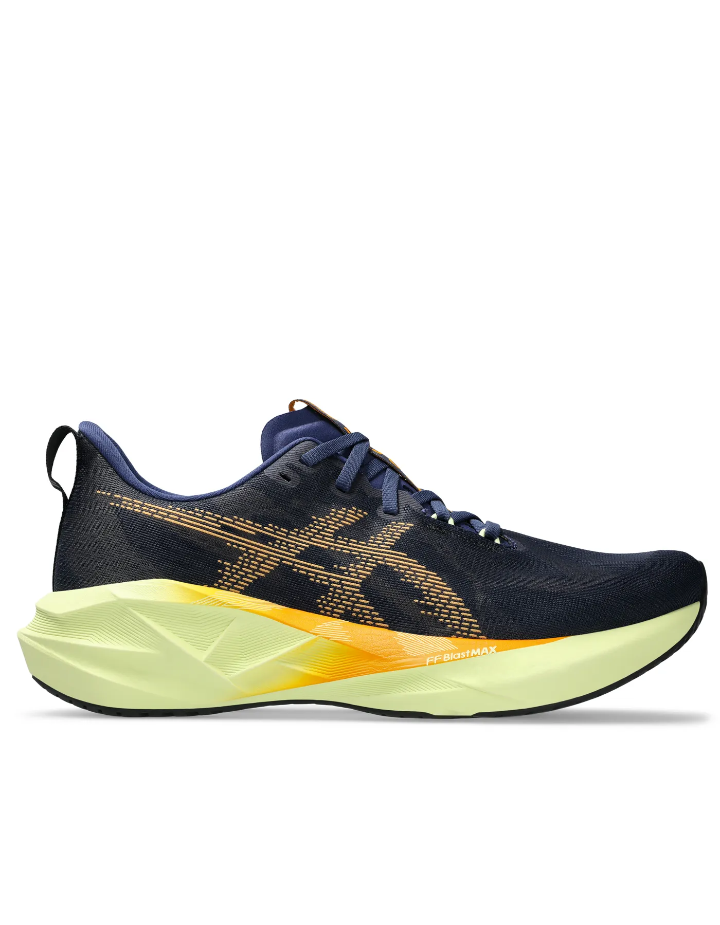 running with a minimalist style cushioning technology Novablast 5 - Men's
