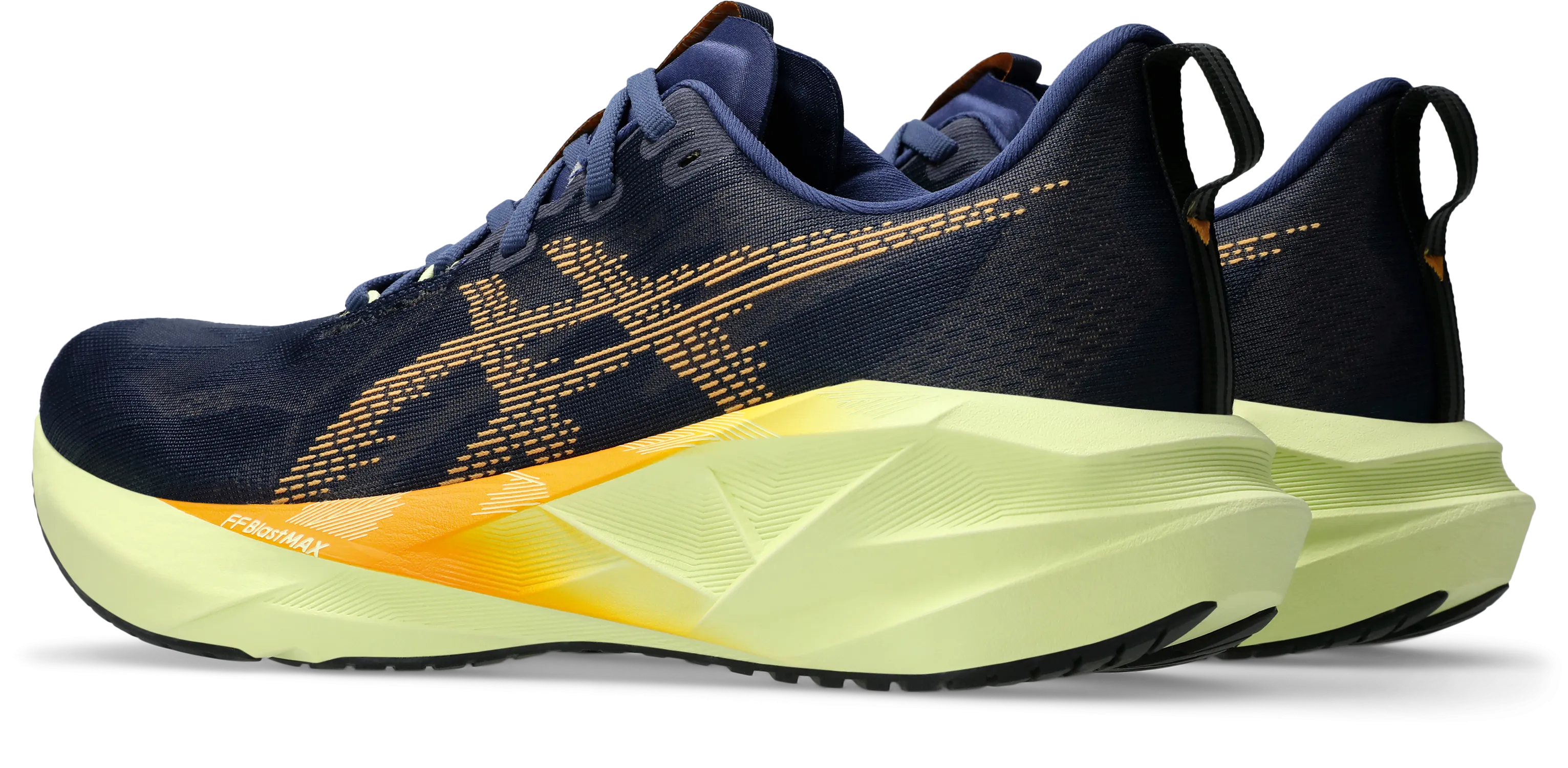 Novablast 5 - Men's Breathable Design