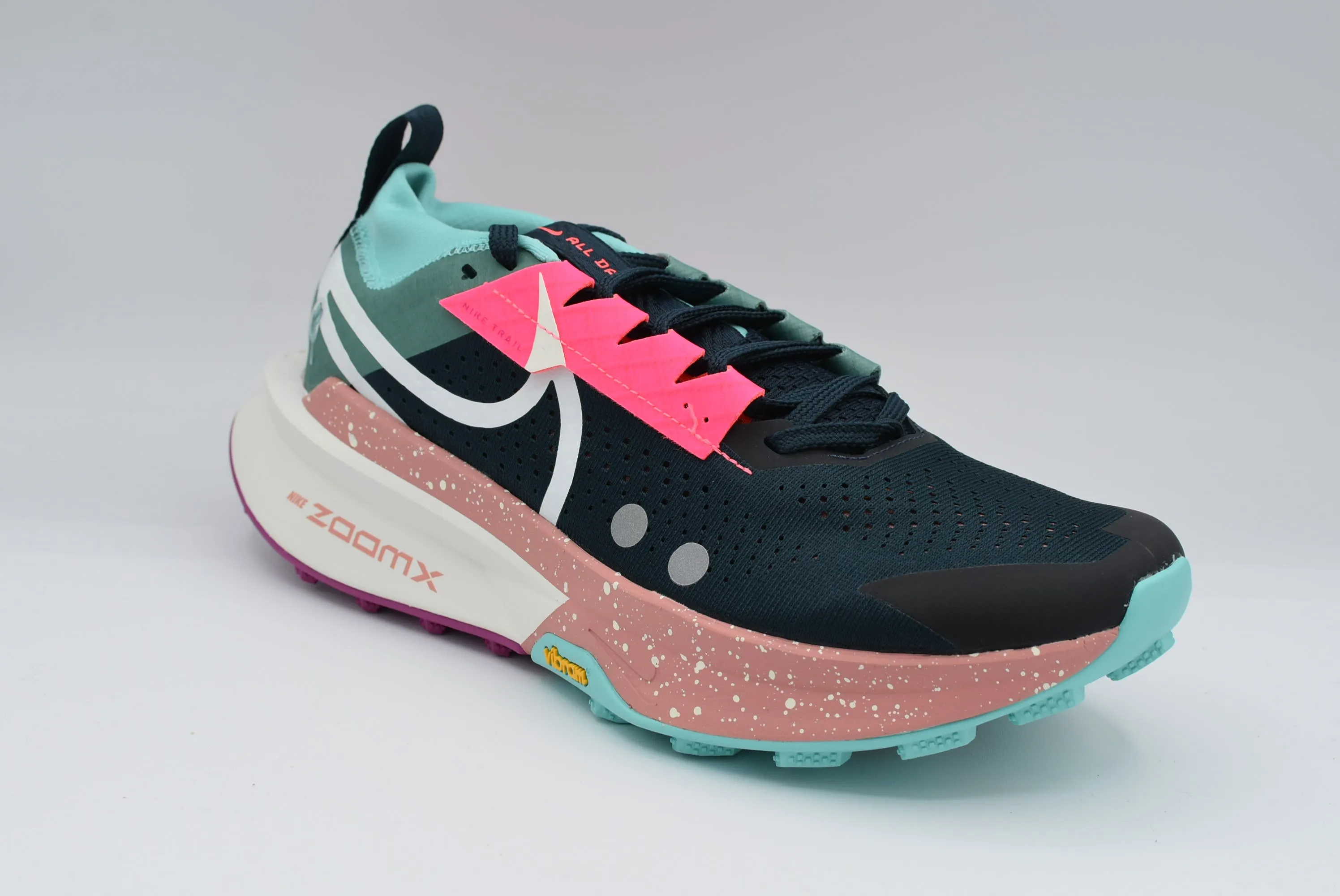 Nike ZoomX Zegama Trail 2 Men endurance marathon sneakers