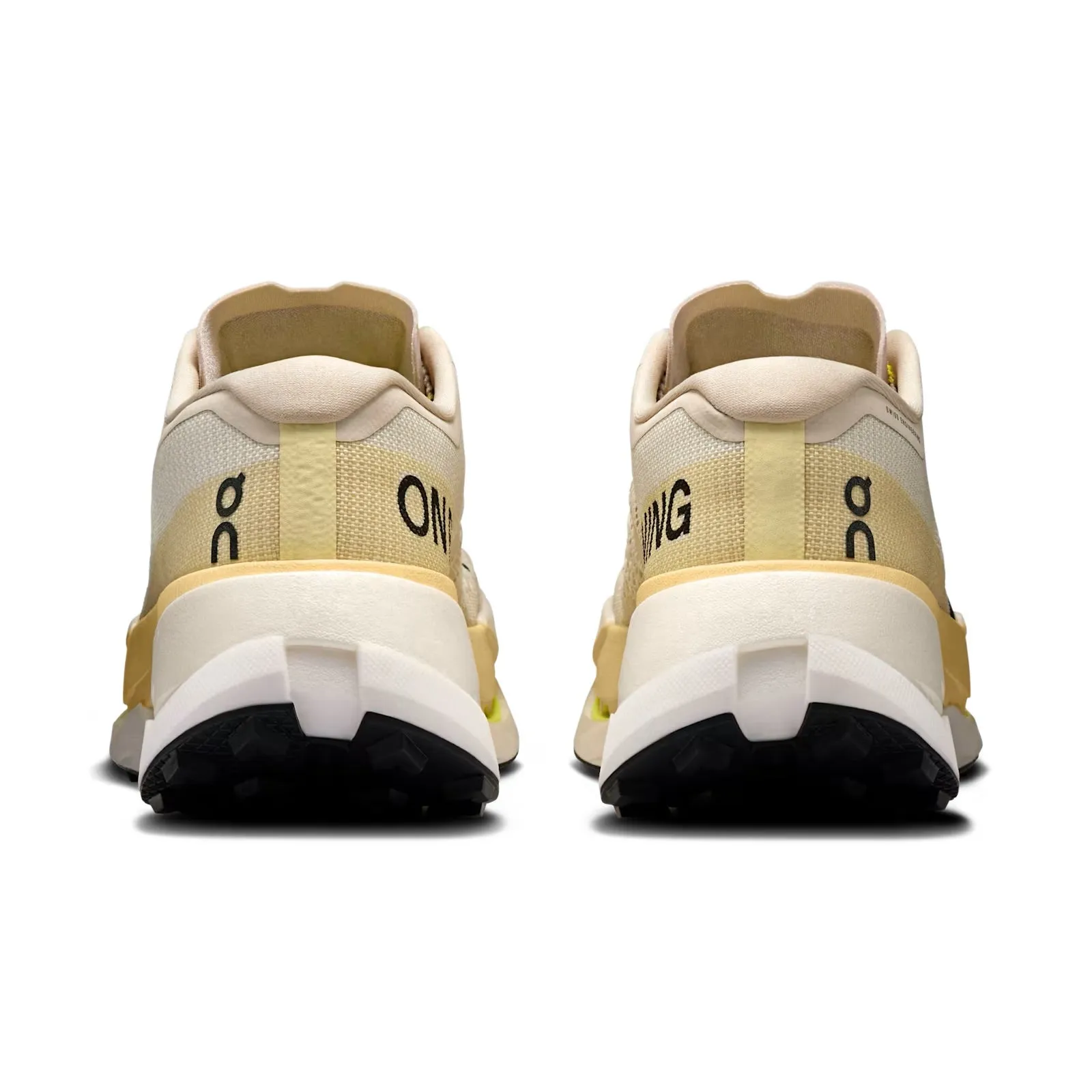 Men's Cloudultra Pro ventilation channels Gusseted Tongue