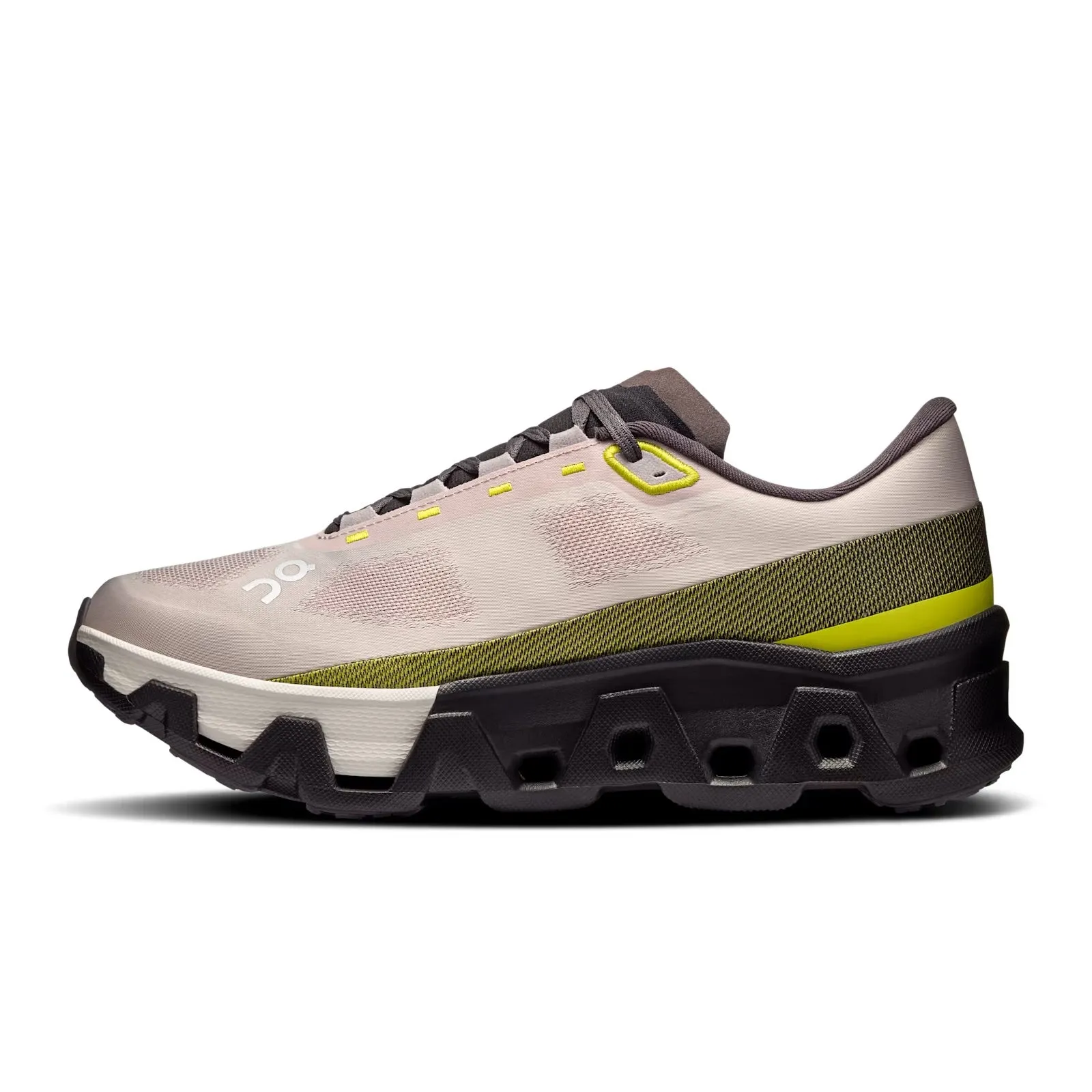 running in a desert shoes Cloudmonster Hyper - Men's