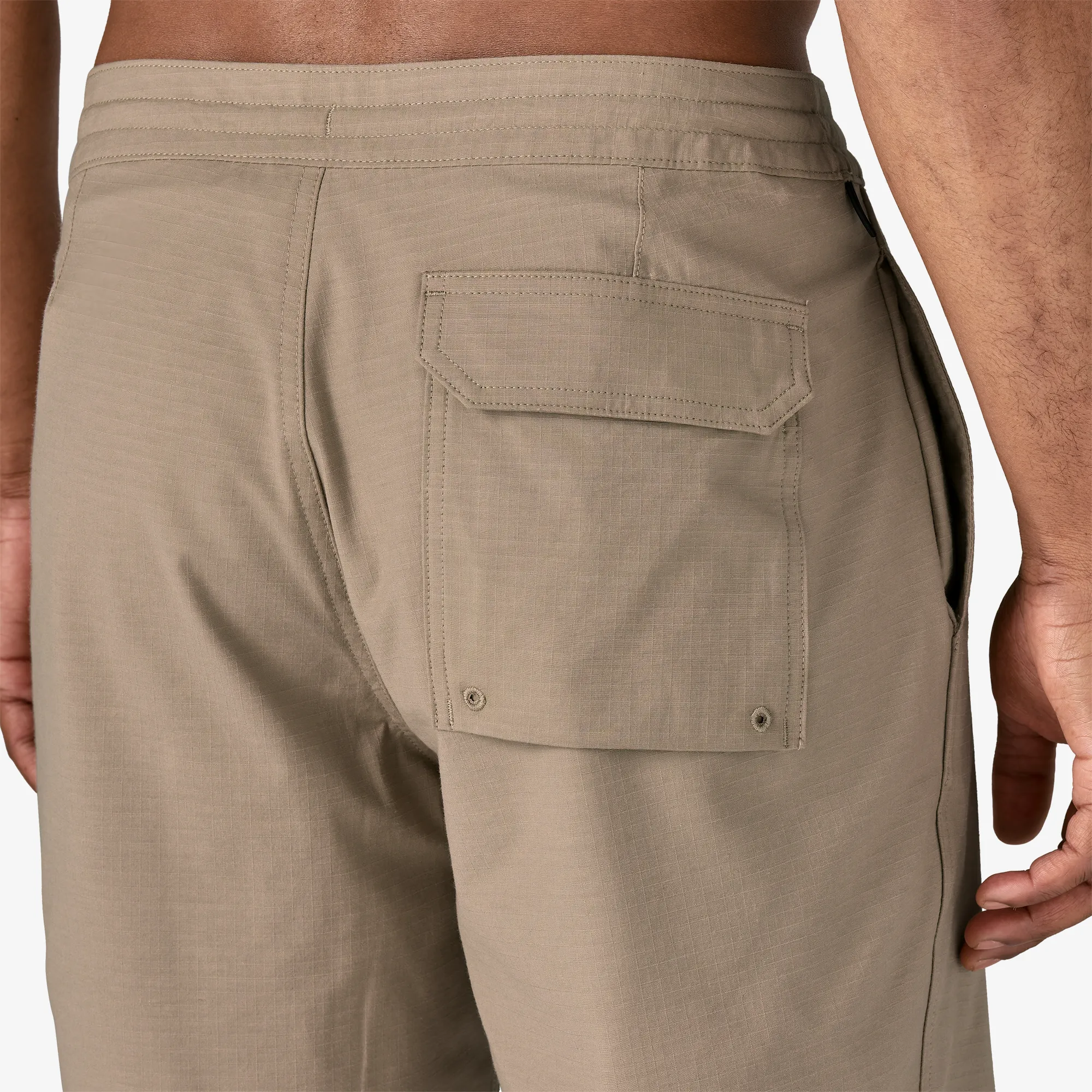 Odor Control Technology Men's Home Waters Hybrid Shorts - 18"