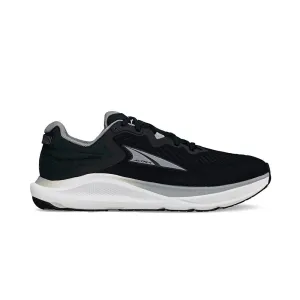 Men's Paradigm 8 (010 - Black) running with sunglasses