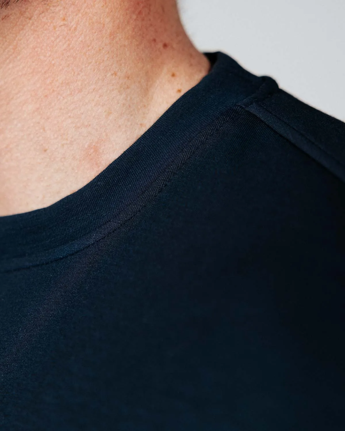 Men's Navy Golf Crew Neck Logo Emblem