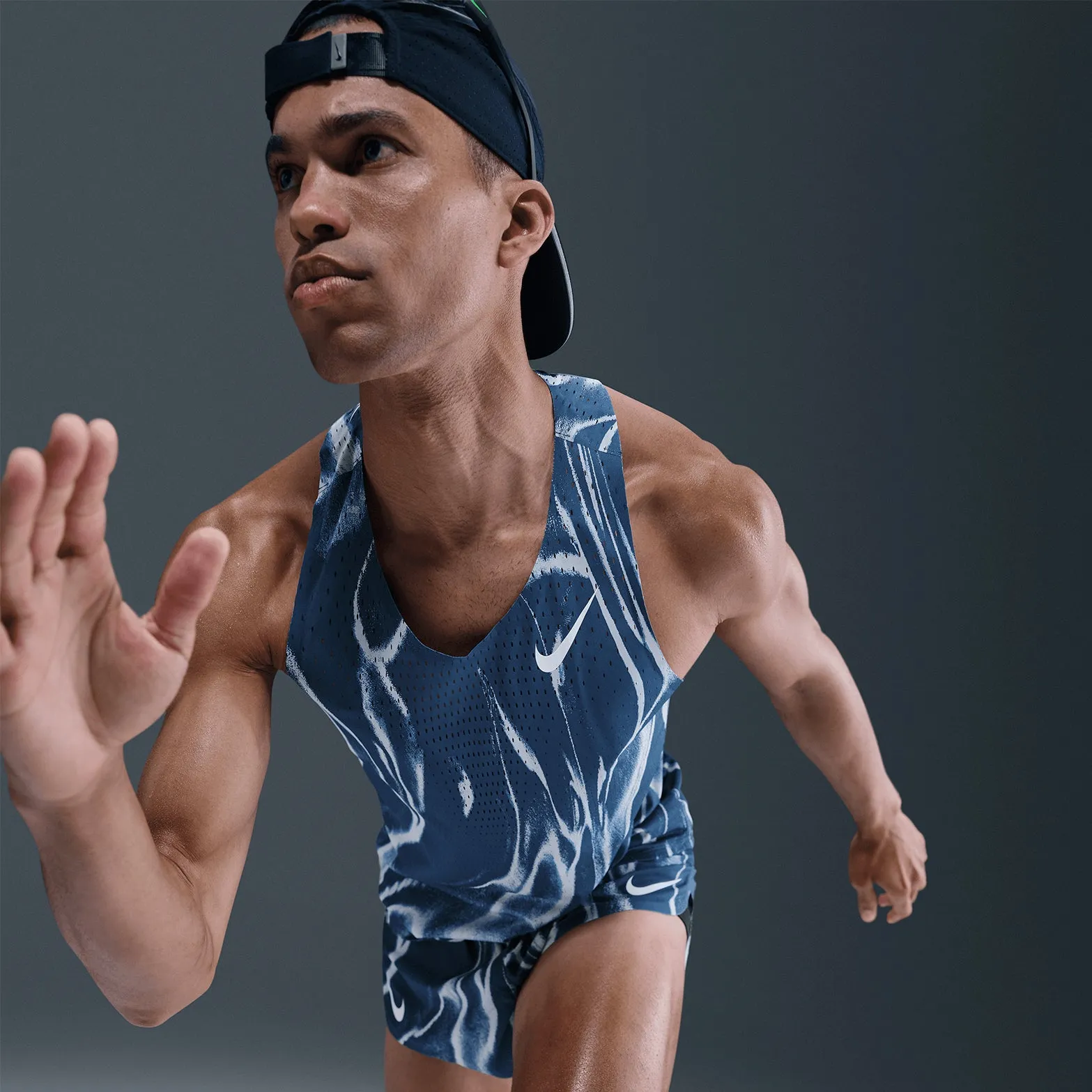 Eco Friendly Production Men's Dri-FIT AeroSwift ADV Running Vest Coastal Blue / White