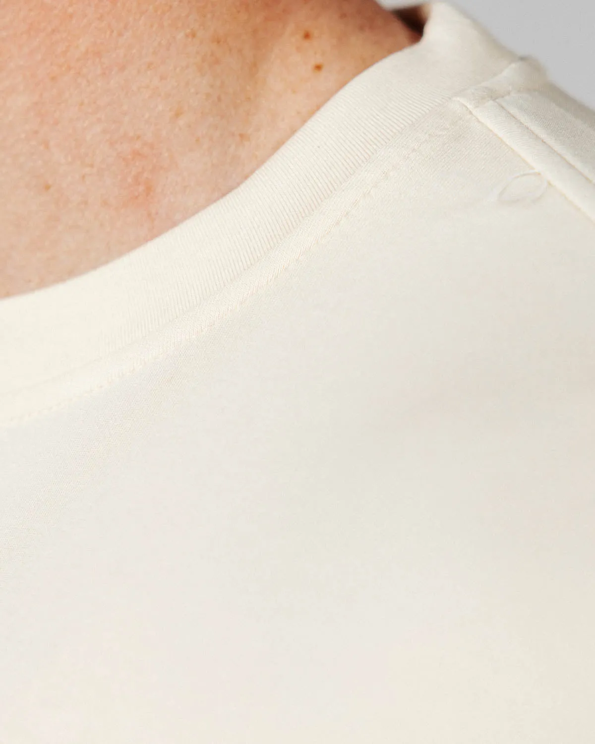 Dark Shade Daily Style Men's Light Khaki Golf Crew Neck