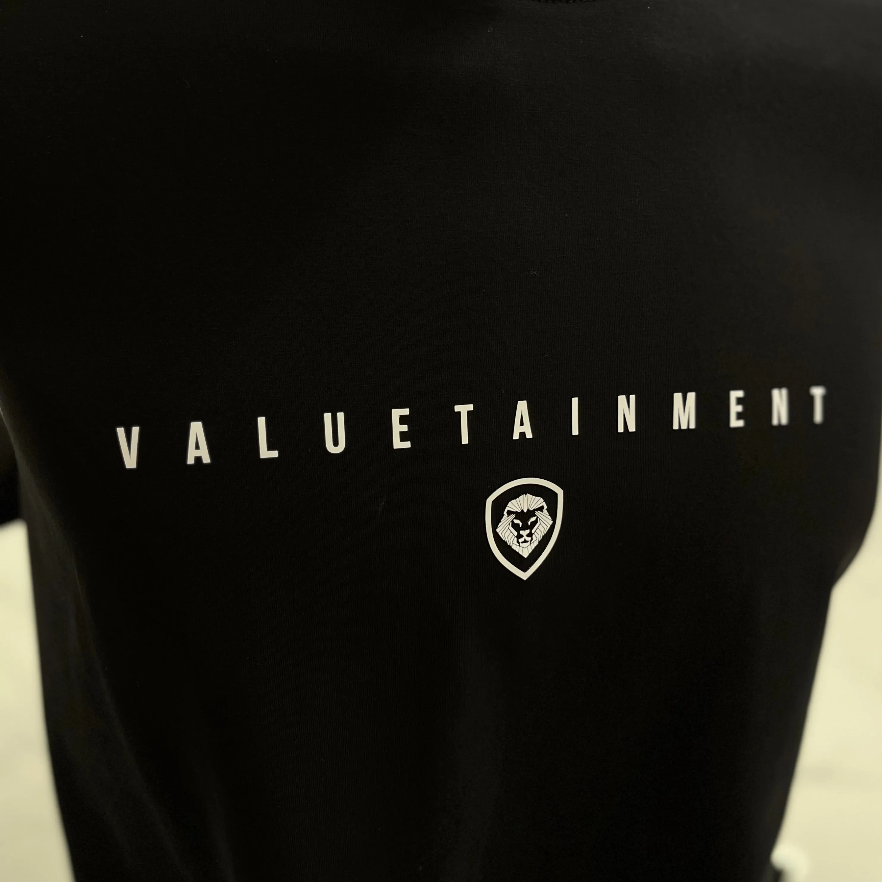 Valuetainment Premium Curved Hem Black Short Sleeve T-Shirt Premium Material