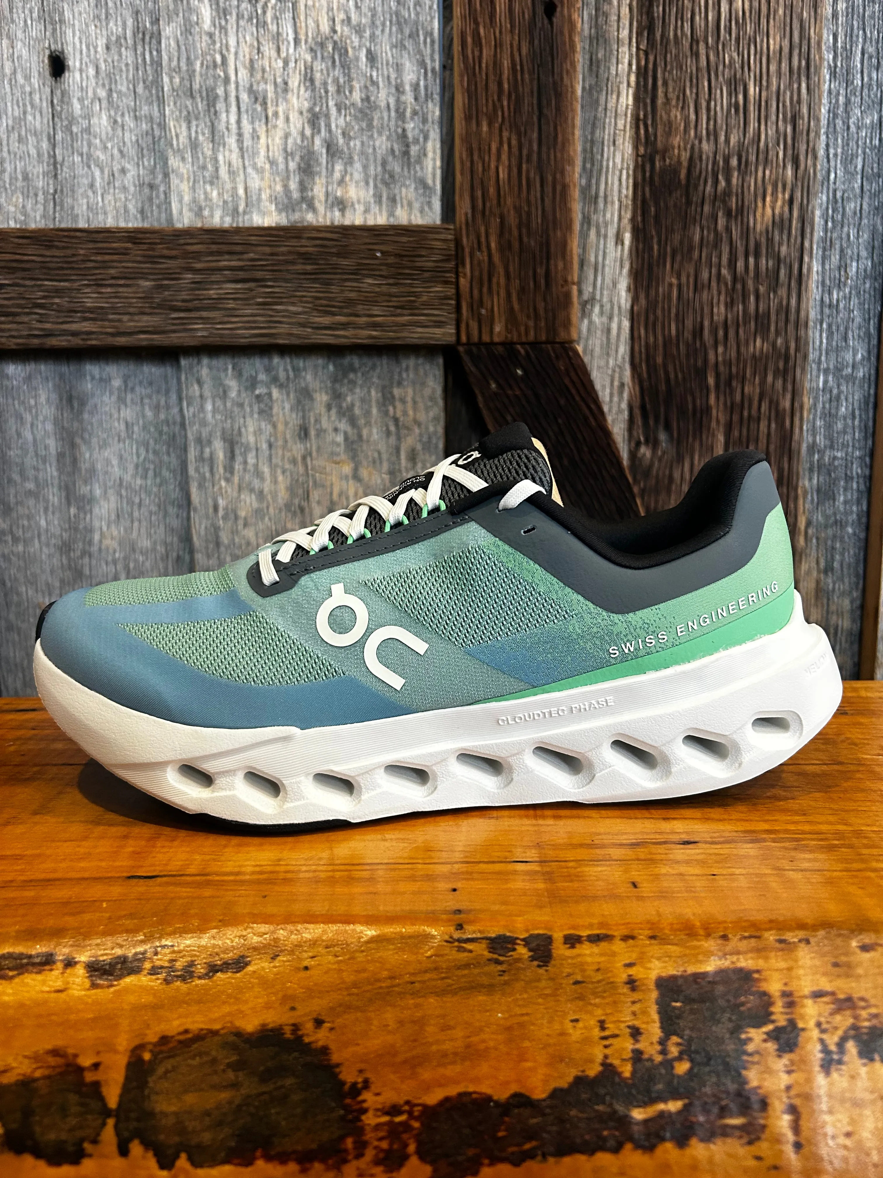 M On Cloudsurfer Next double - strap shoes Traction Grip