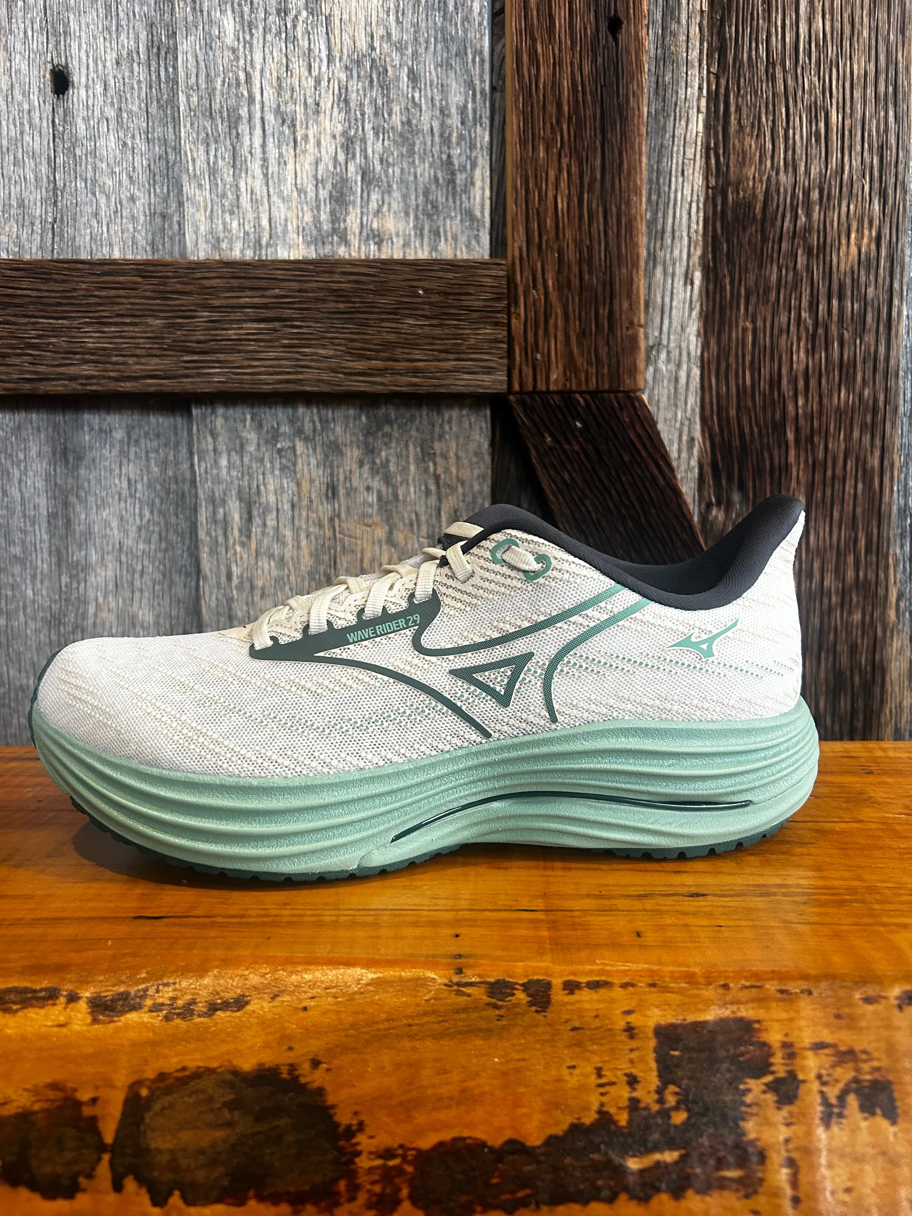 Solid colors M Mizuno Wave Rider 29