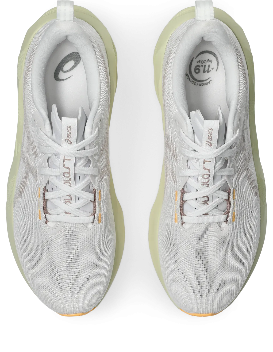 running in fall Aerodynamic Shape Novablast 5 - Men's