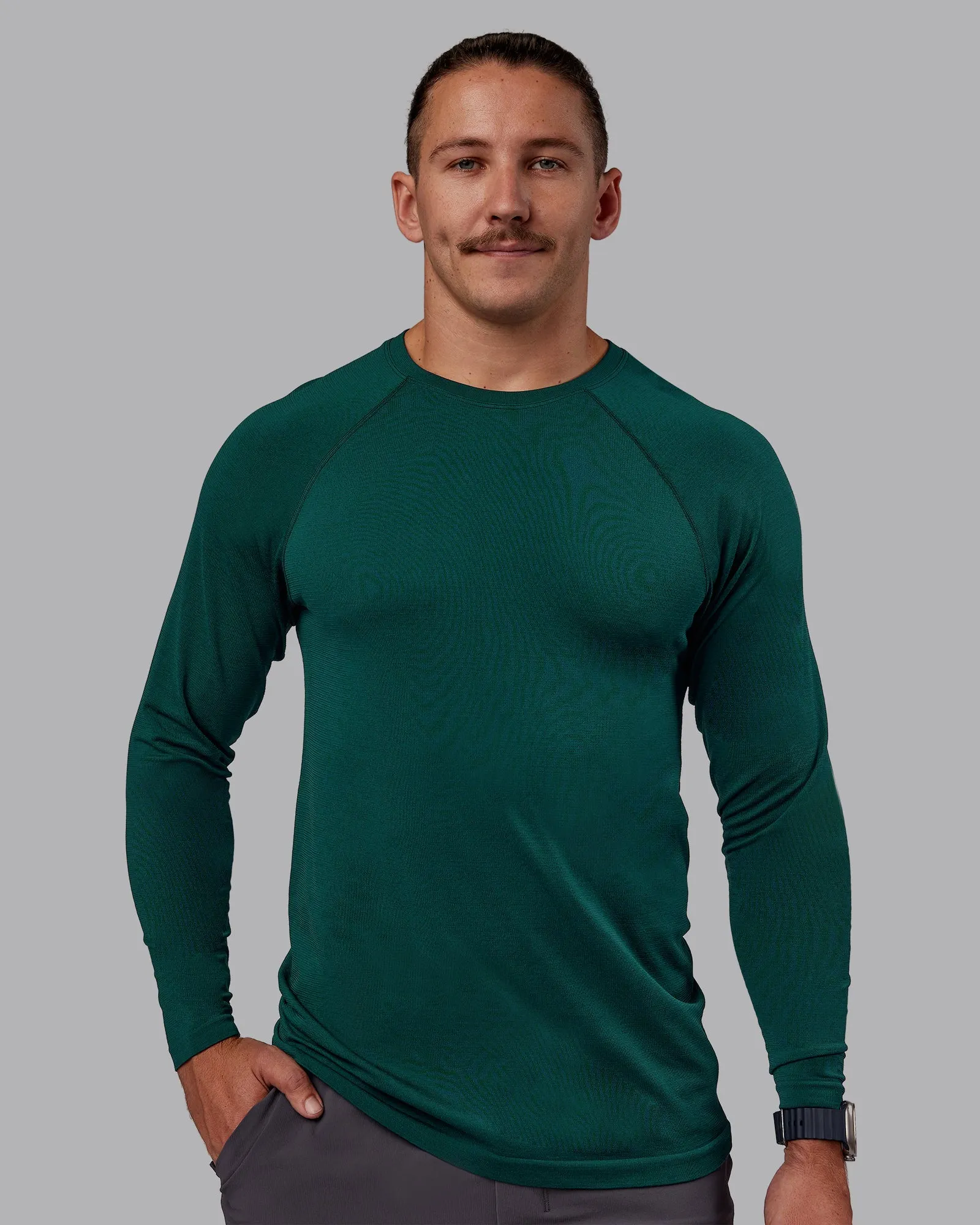 AeroFLX  Seamless Long Sleeve Tee - Dark Moss/Dark Moss Organic Cotton Construction