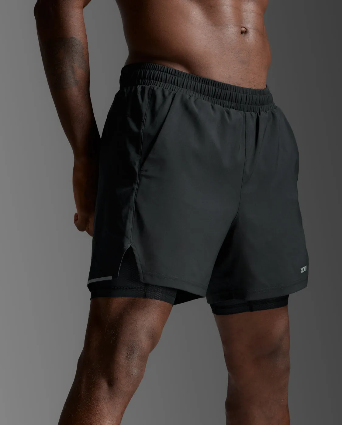 2XU Men's Aero Mesh 2-in-1 5" Short | Black Leather shorts Reinforced Seams
